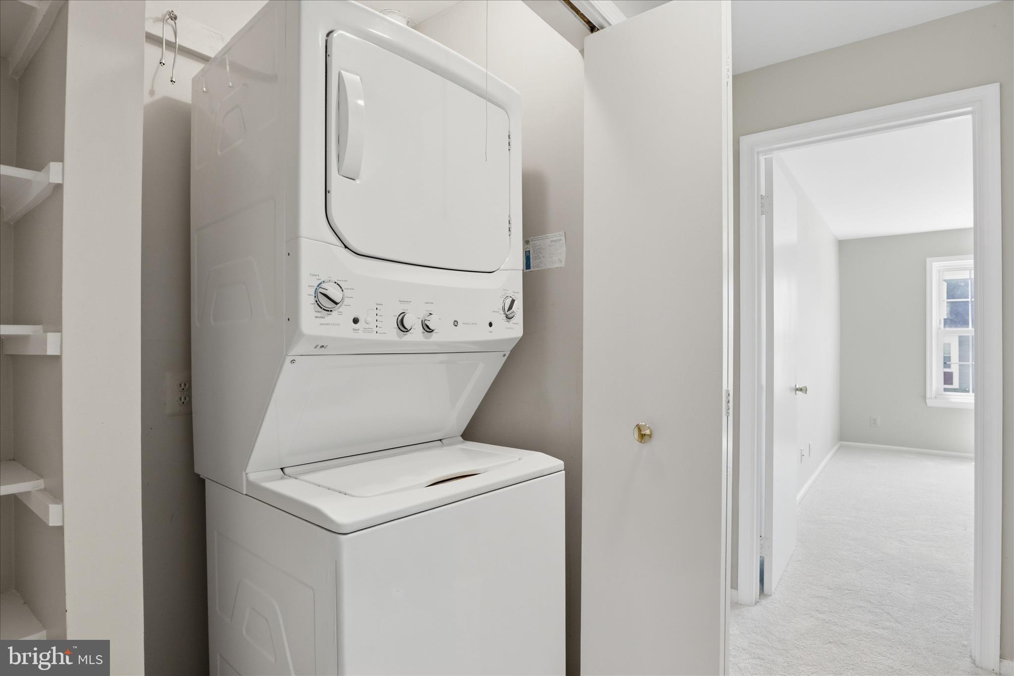 GRAYS POINTE - Residential