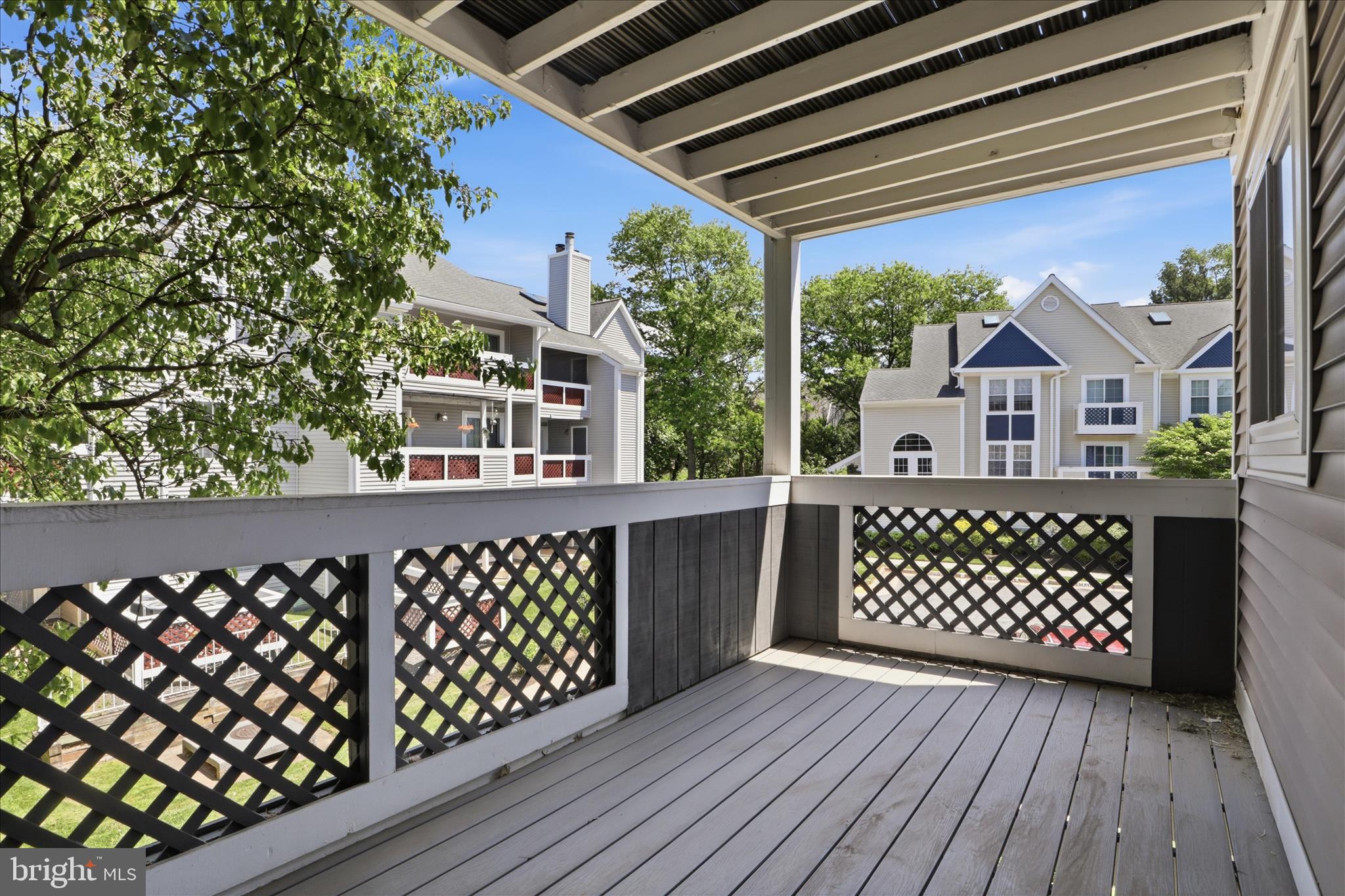 GRAYS POINTE - Residential