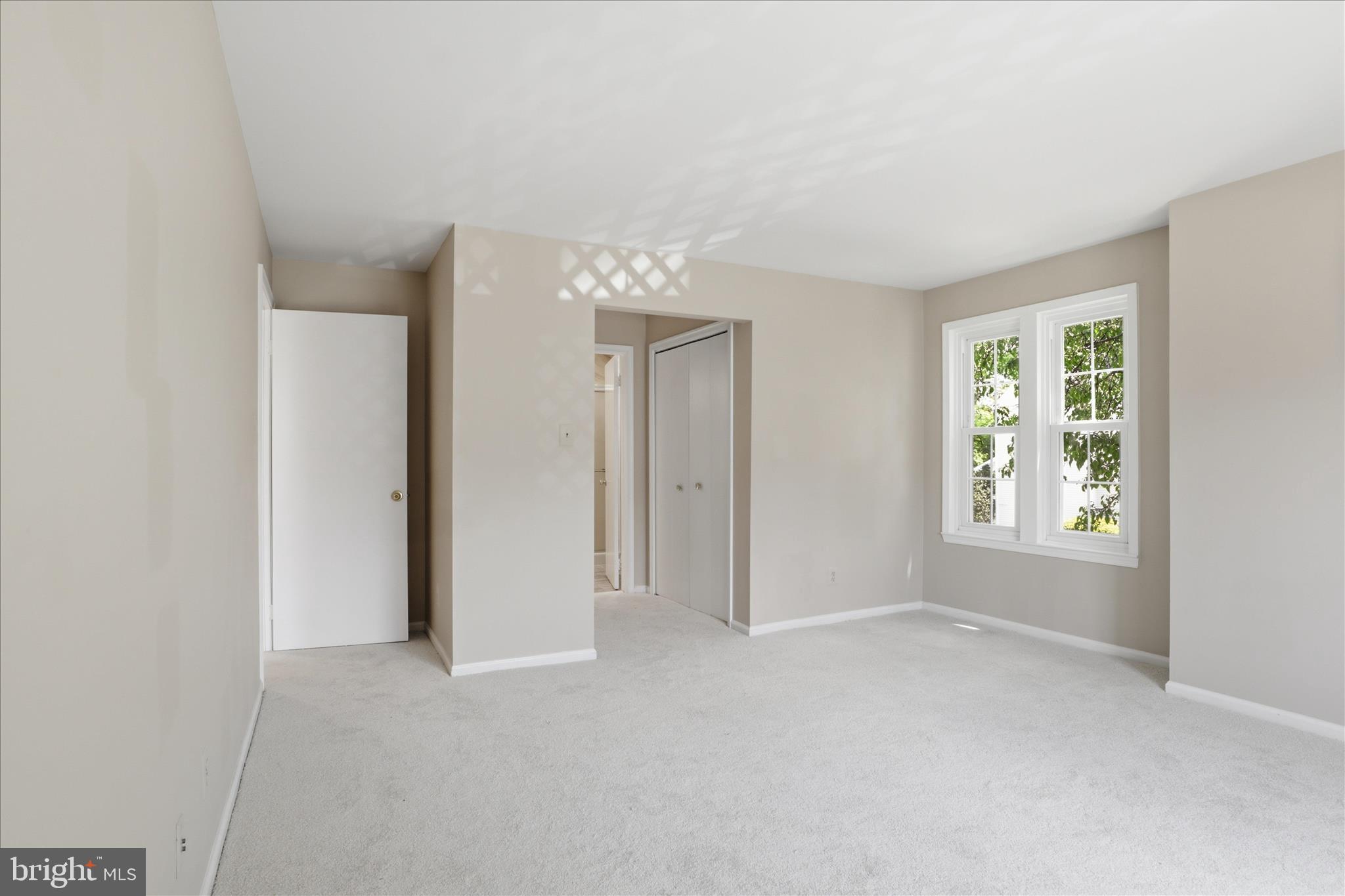 GRAYS POINTE - Residential