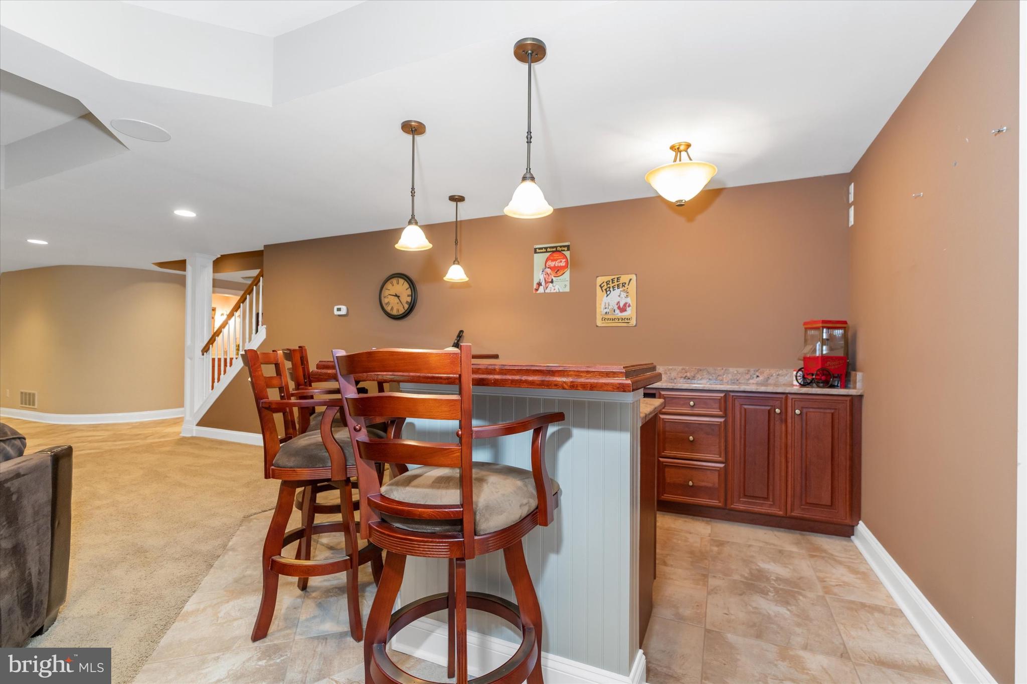 COUNTRY WALK - Residential