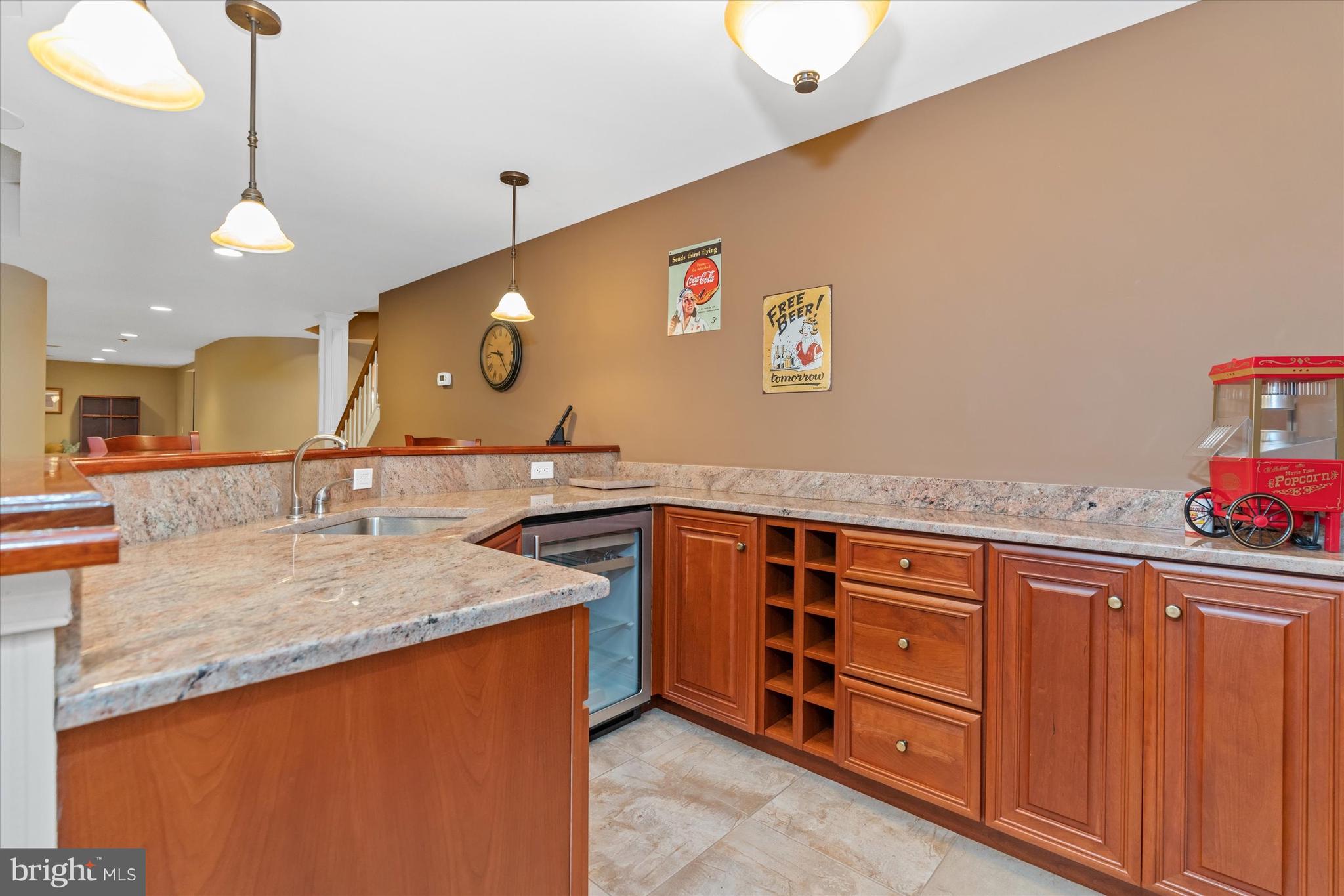 COUNTRY WALK - Residential