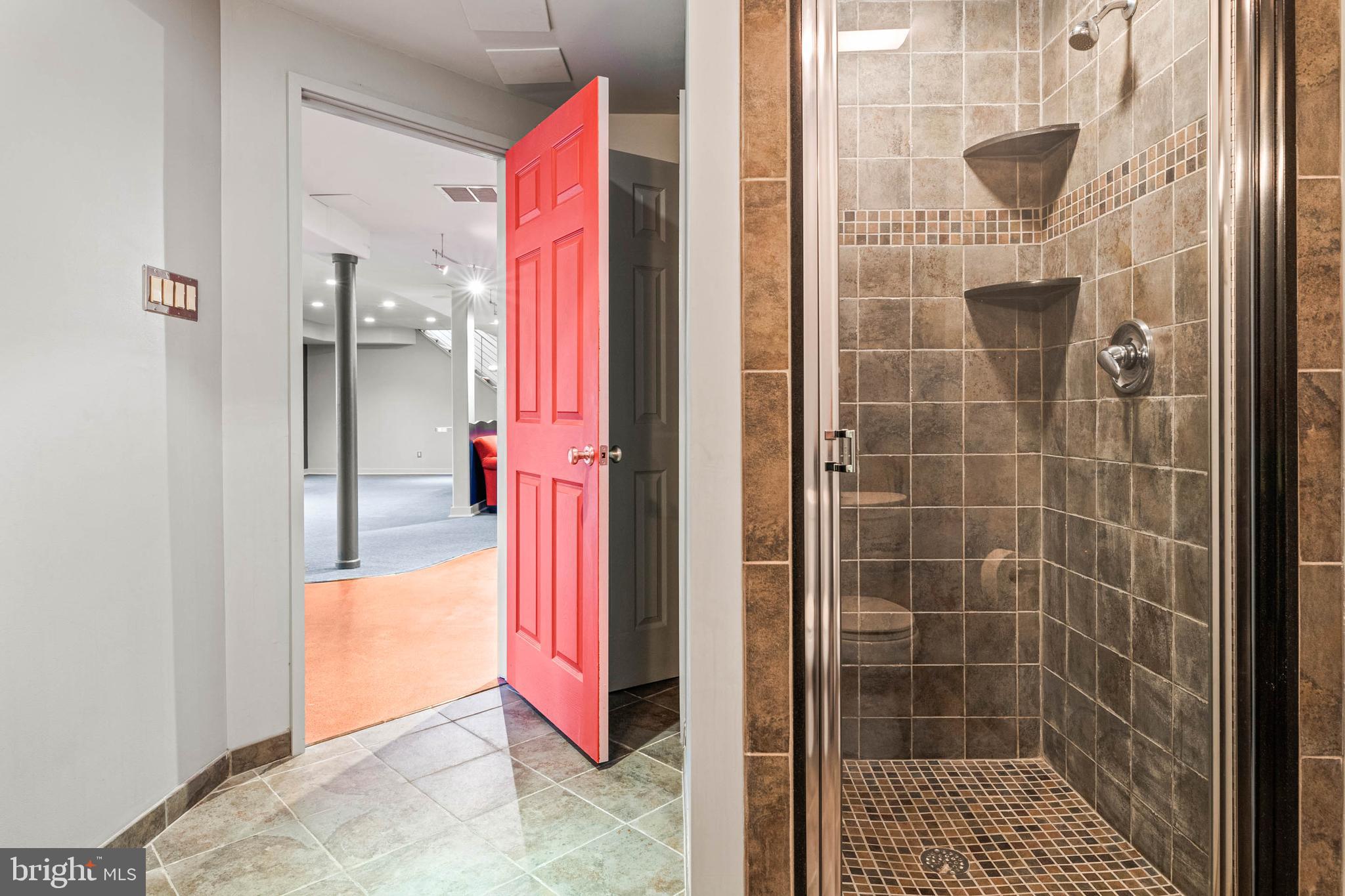 LEOPARD LAKES - Residential