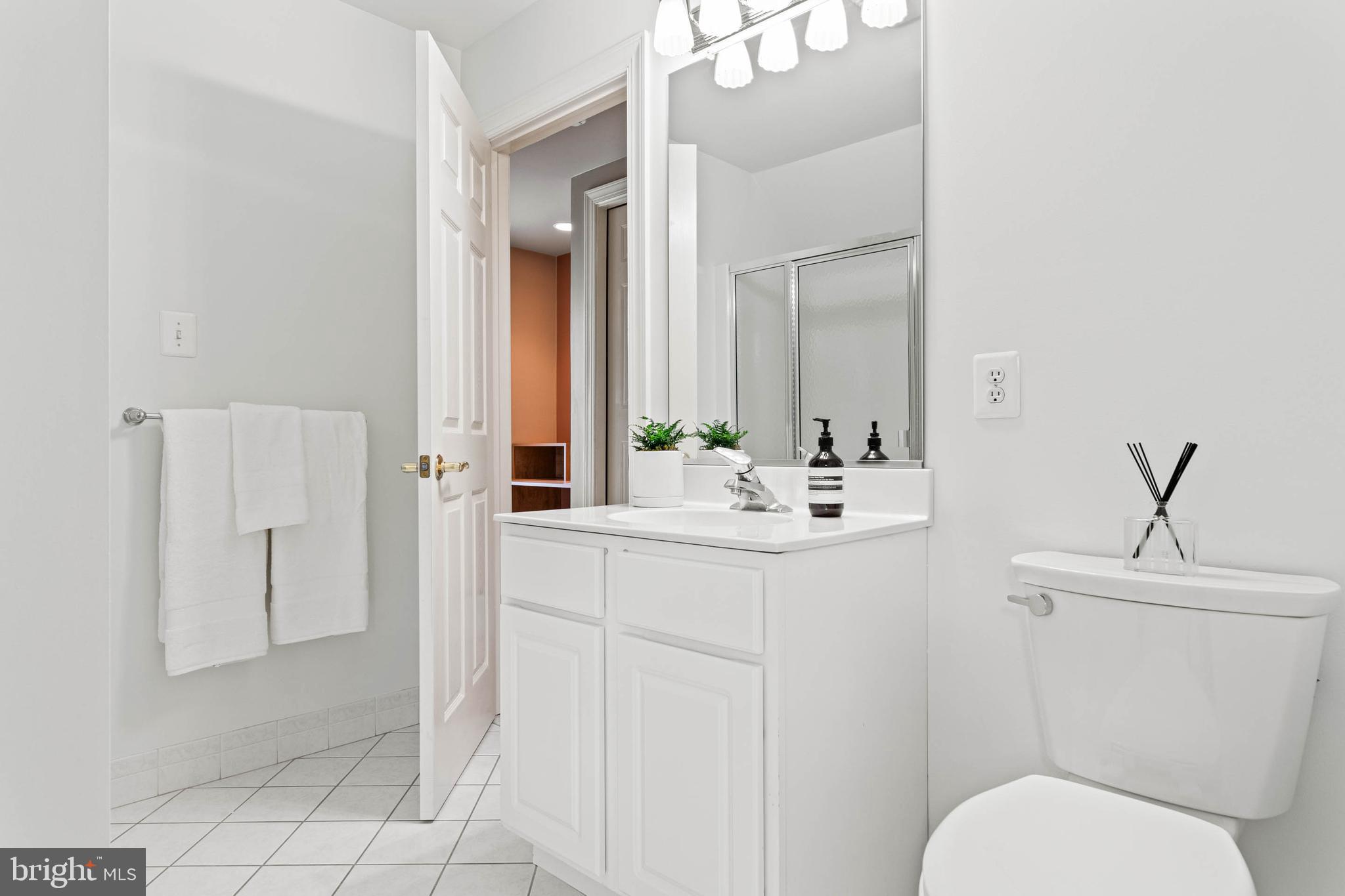 LEOPARD LAKES - Residential