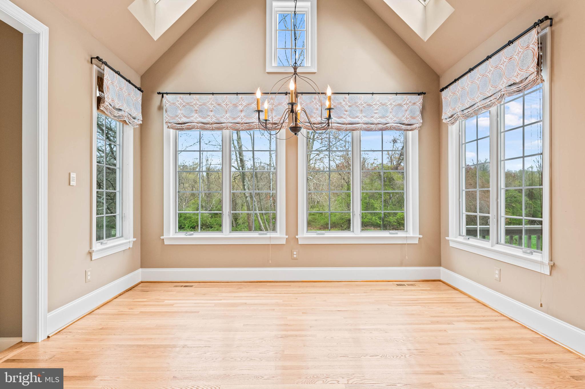 LEOPARD LAKES - Residential