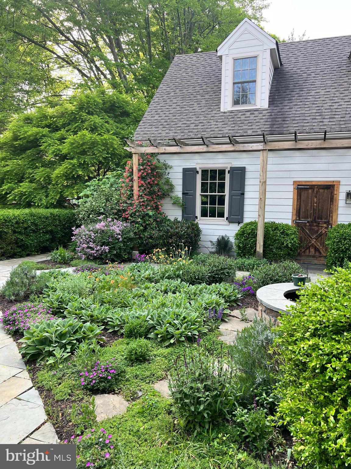 LEOPARD LAKES - Residential