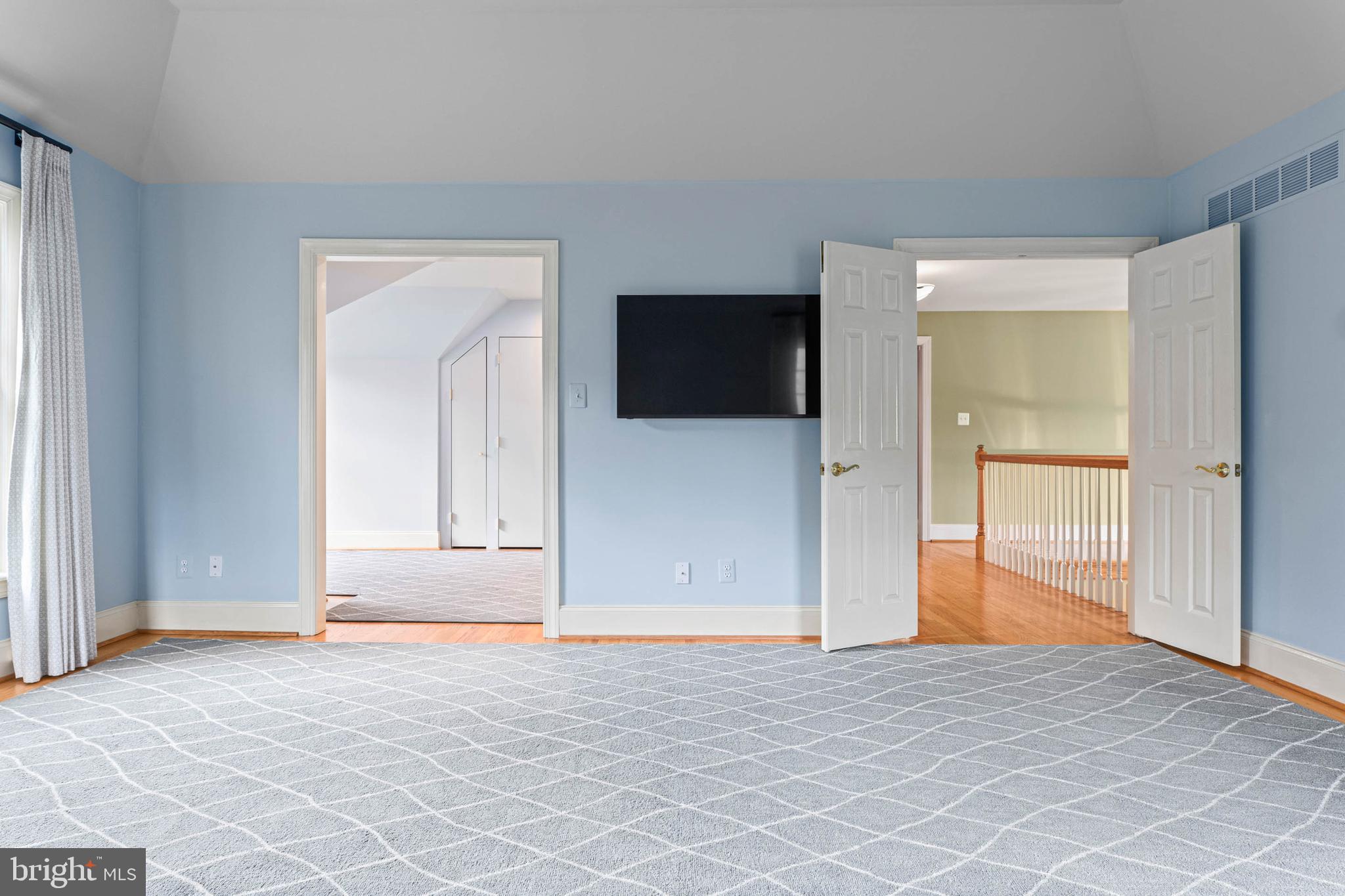 LEOPARD LAKES - Residential