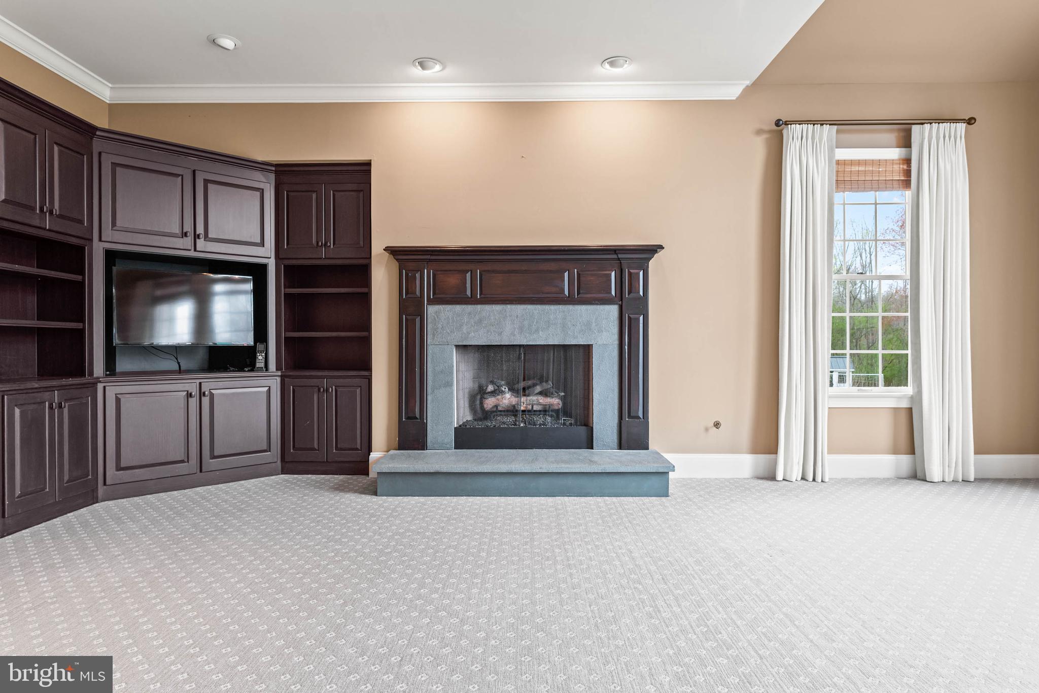 LEOPARD LAKES - Residential