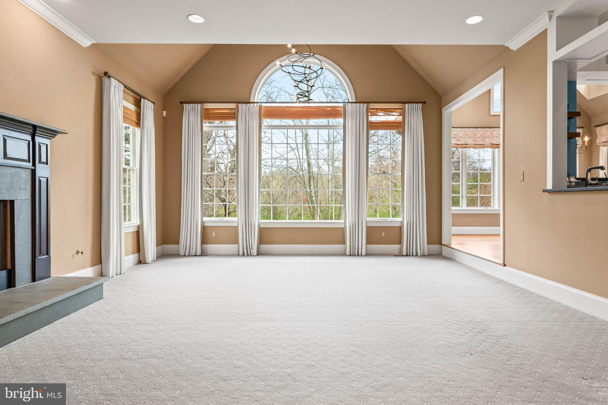 LEOPARD LAKES - Residential