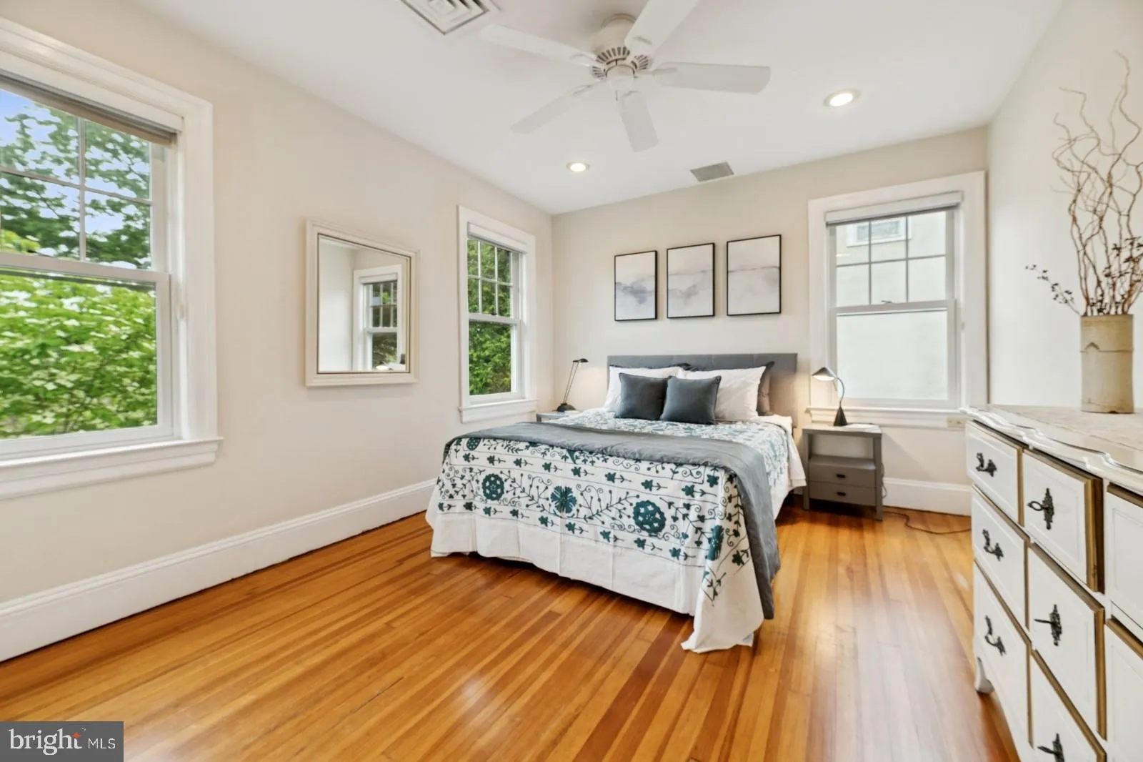 Princeton, New Jersey 08540, United States, 3 Bedrooms Bedrooms, ,3 BathroomsBathrooms,Residential,Active,140326