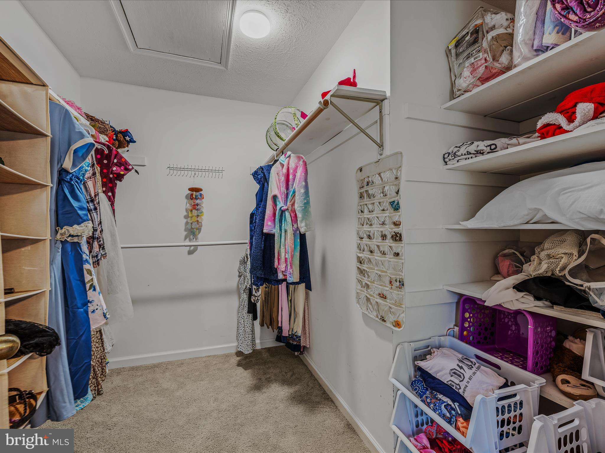 WEST BLAKELEY - Residential