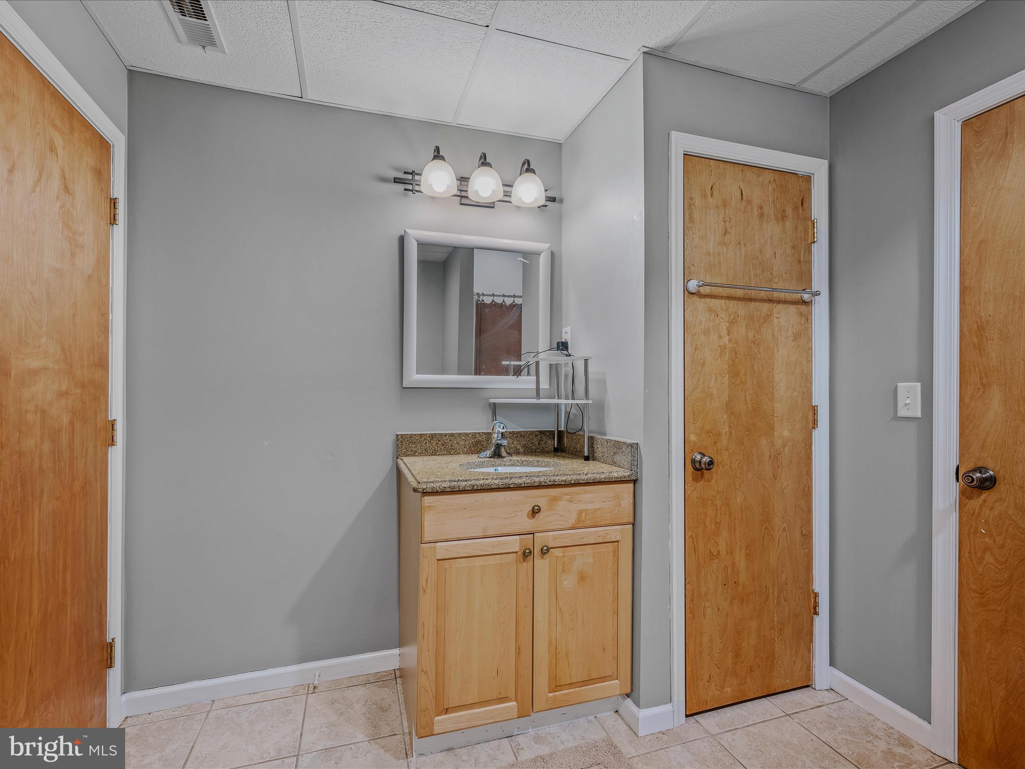 WEST BLAKELEY - Residential