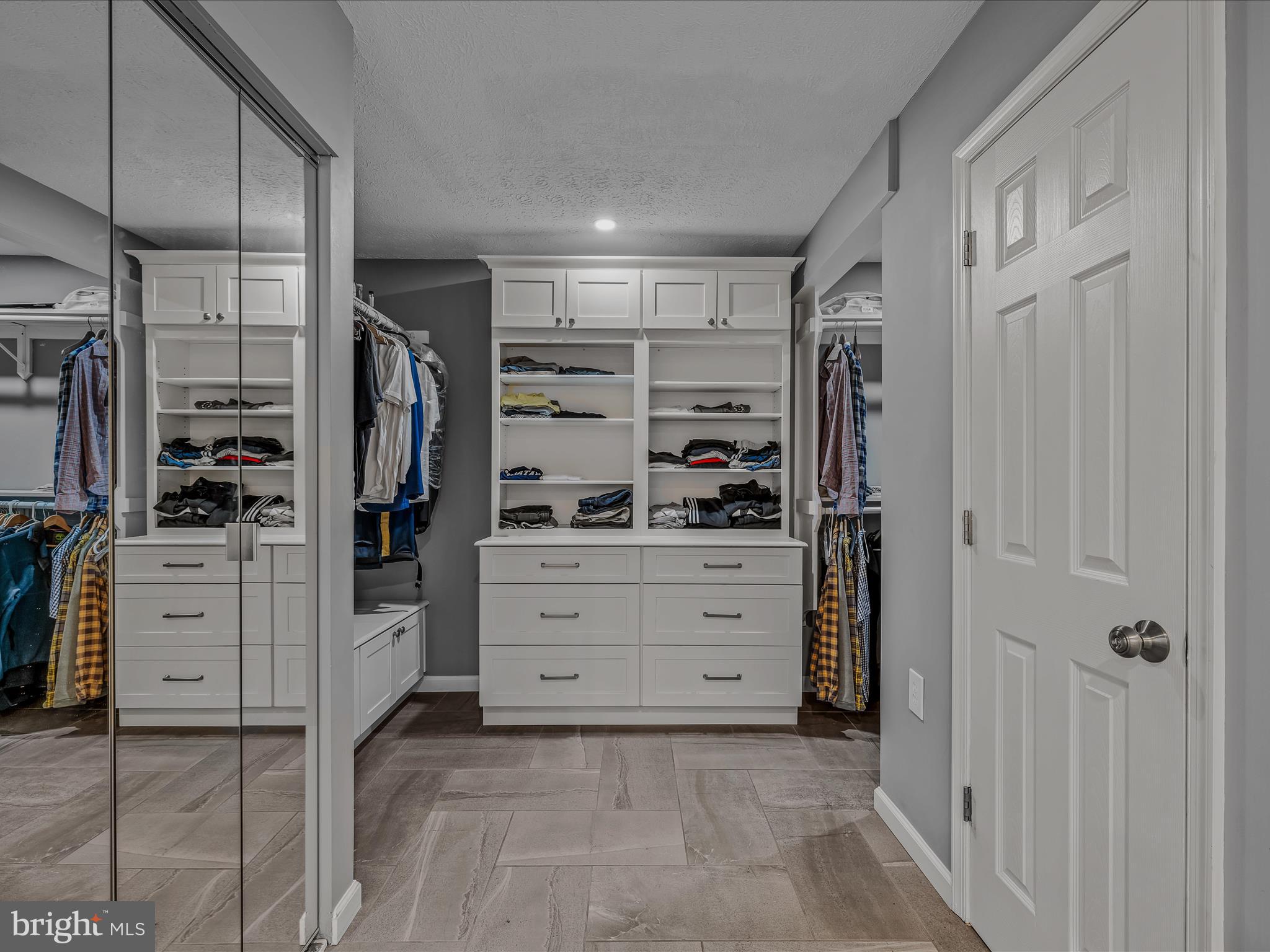 WEST BLAKELEY - Residential