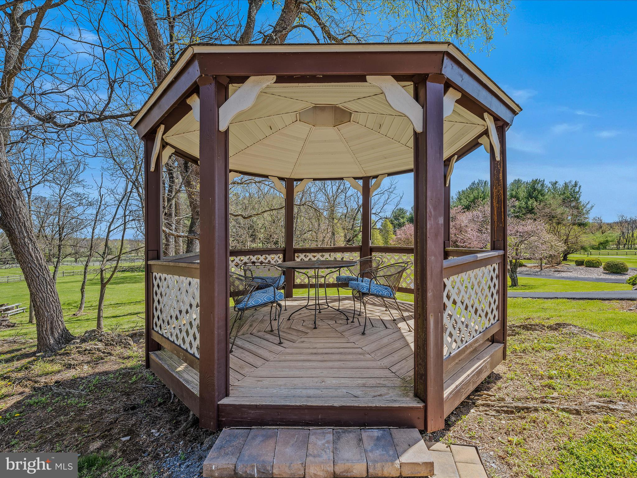 WEST BLAKELEY - Residential