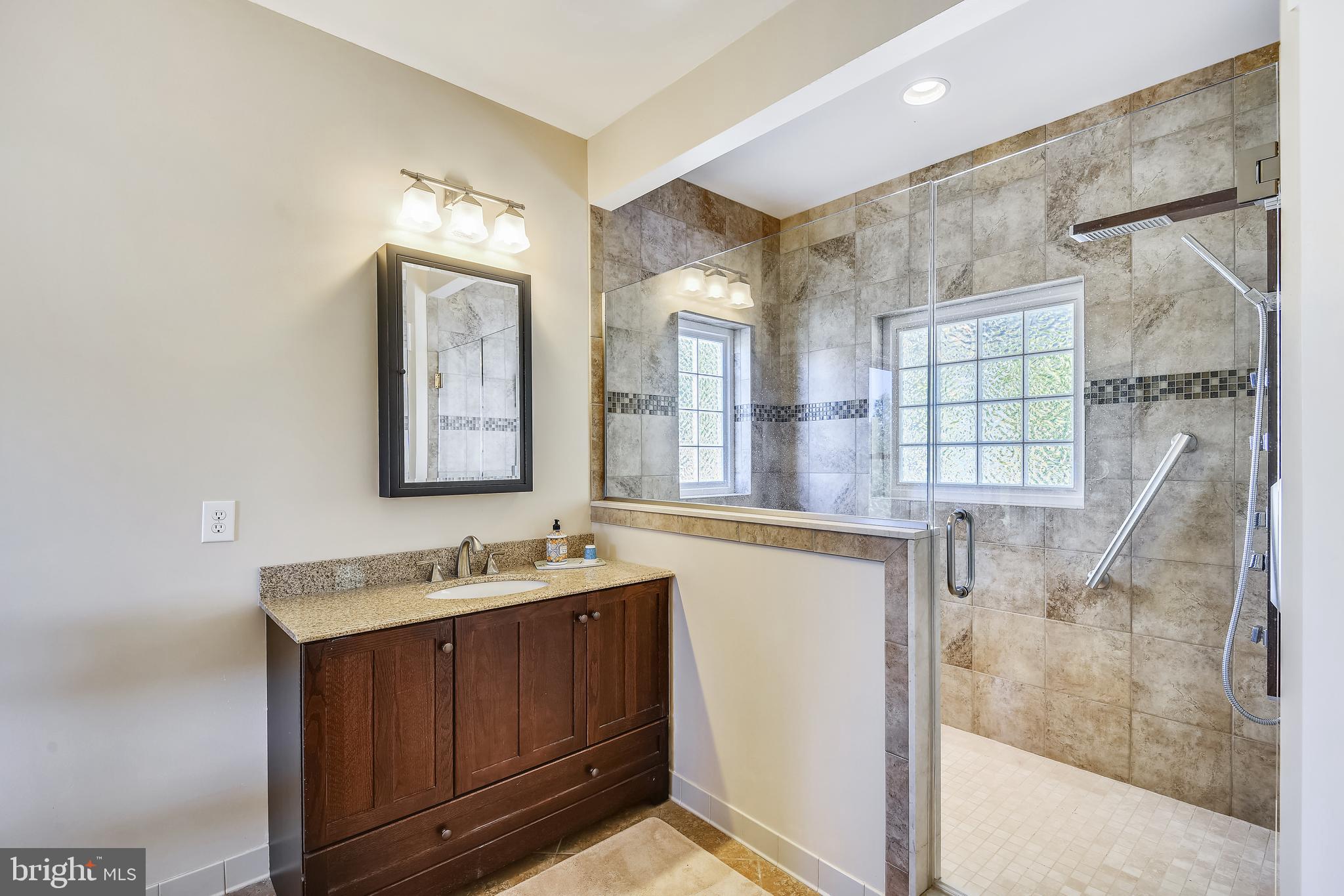 ARUNDEL ON THE BAY - Residential Lease