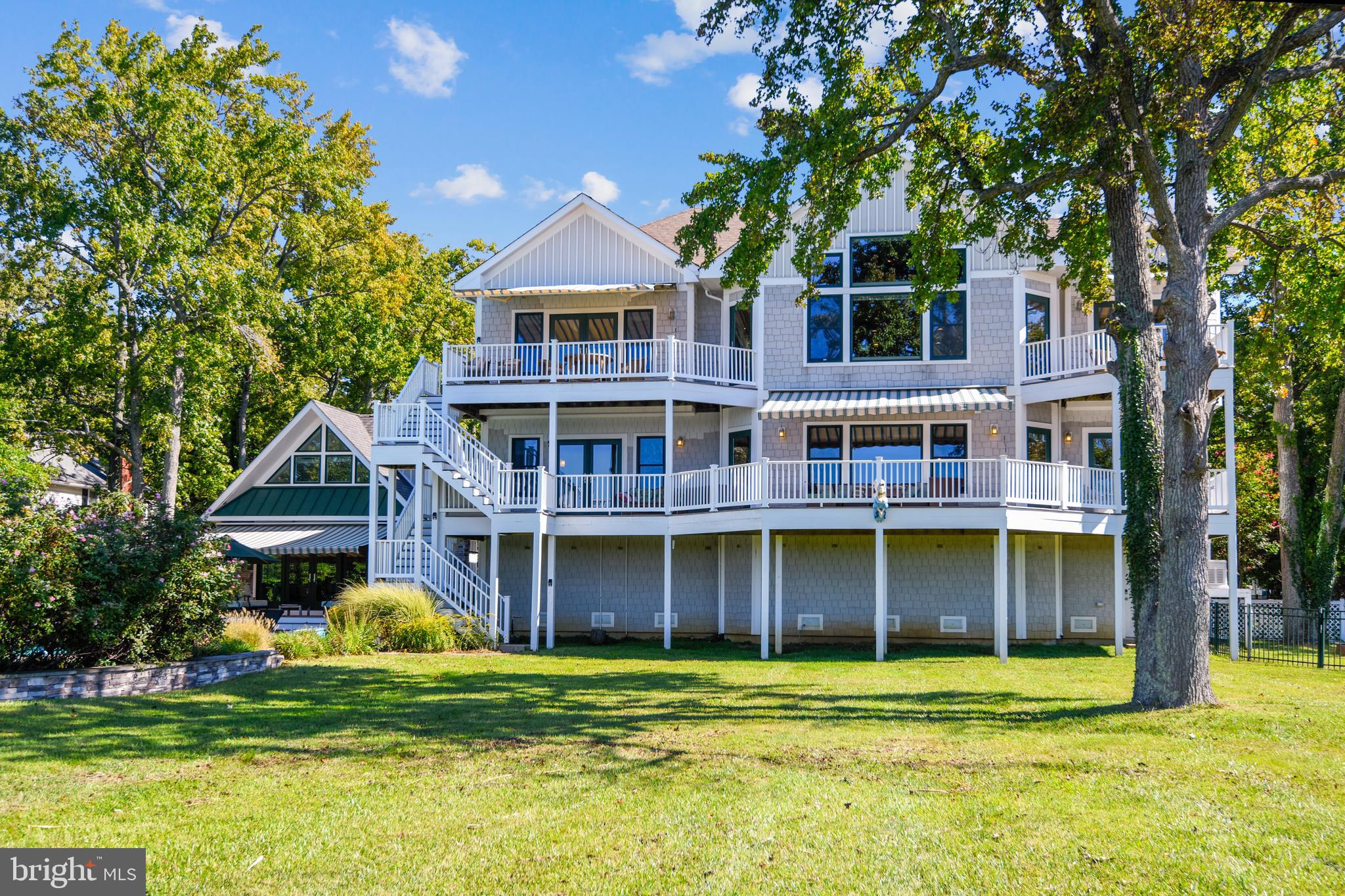 ARUNDEL ON THE BAY - Residential Lease