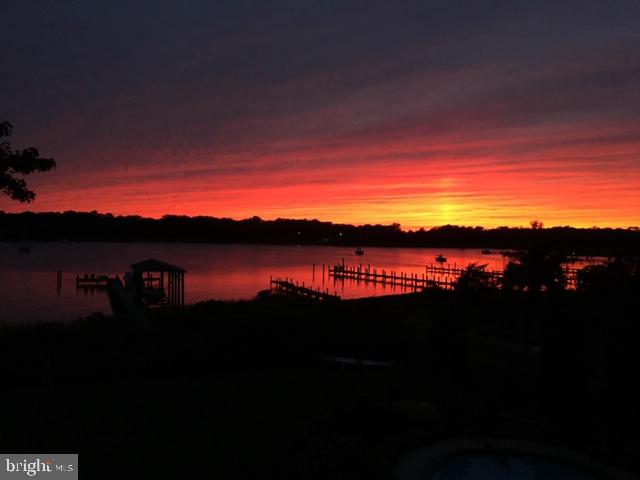 ARUNDEL ON THE BAY - Residential Lease