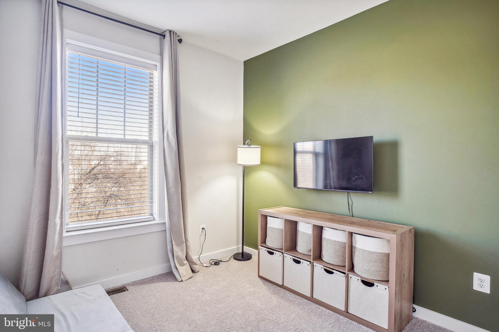 TUSCARORA CREEK - Residential