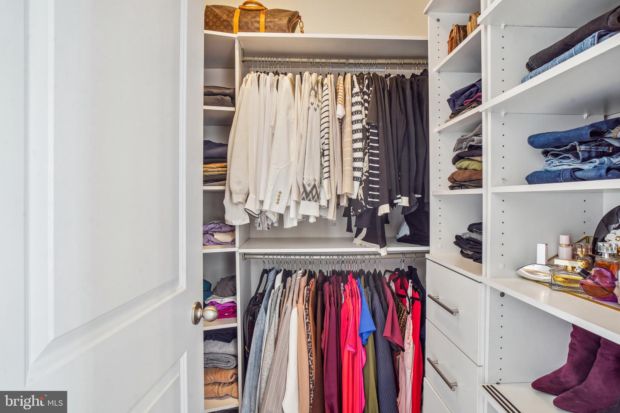 TUSCARORA CREEK - Residential