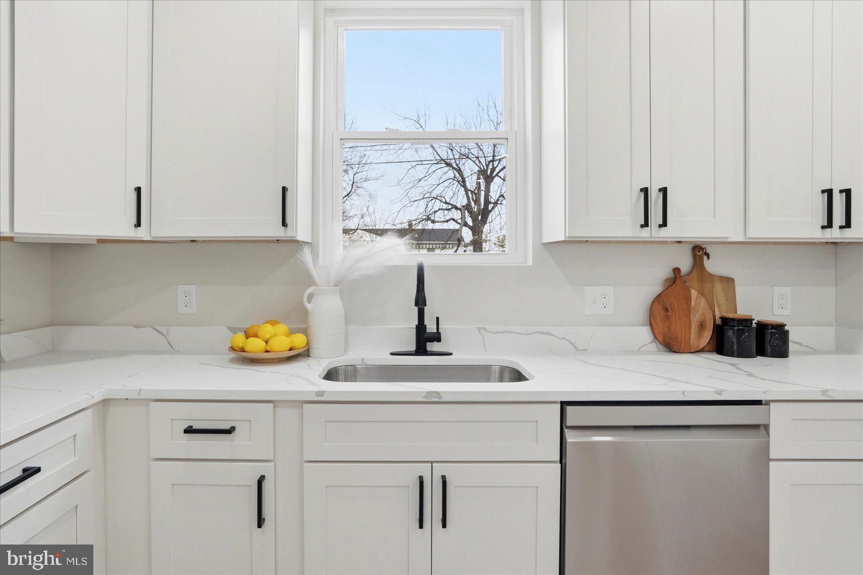 DENGLER HEIGHTS - Residential