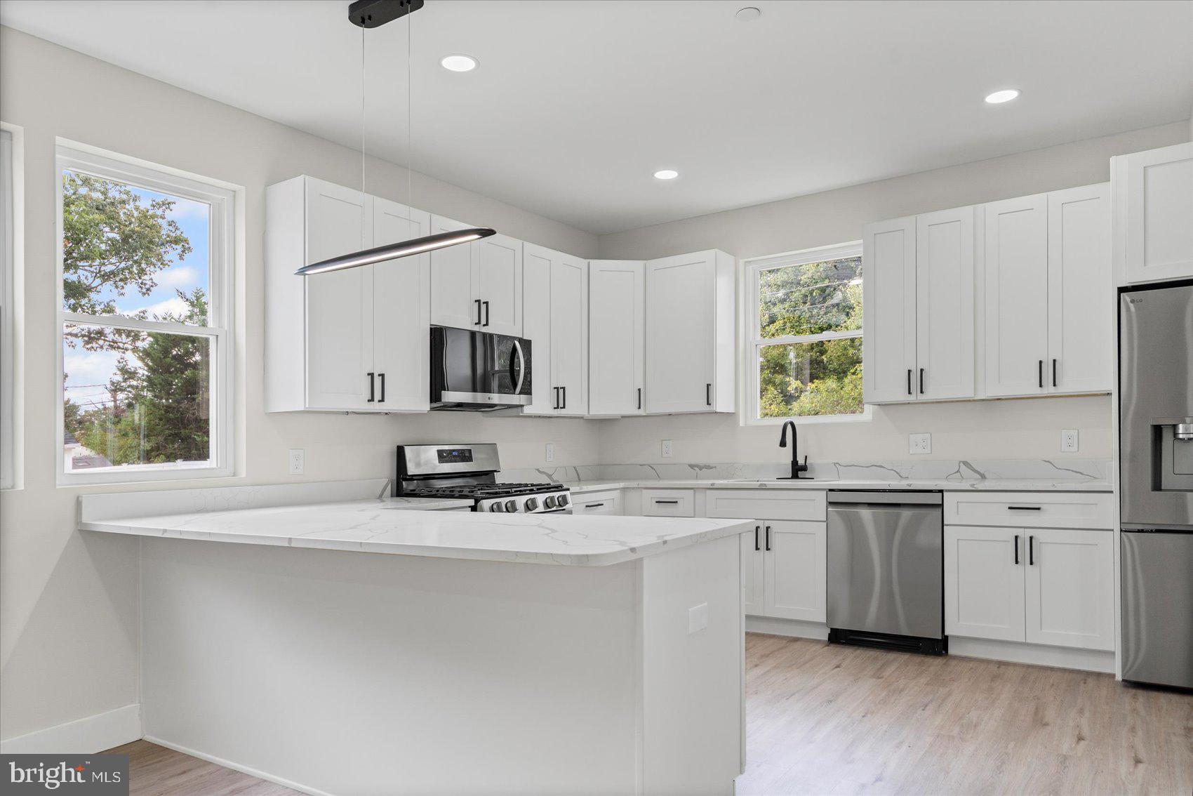 DENGLER HEIGHTS - Residential