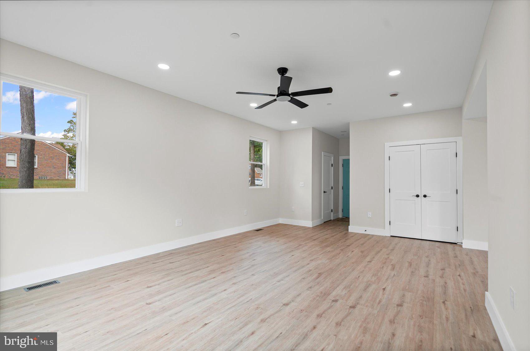 DENGLER HEIGHTS - Residential