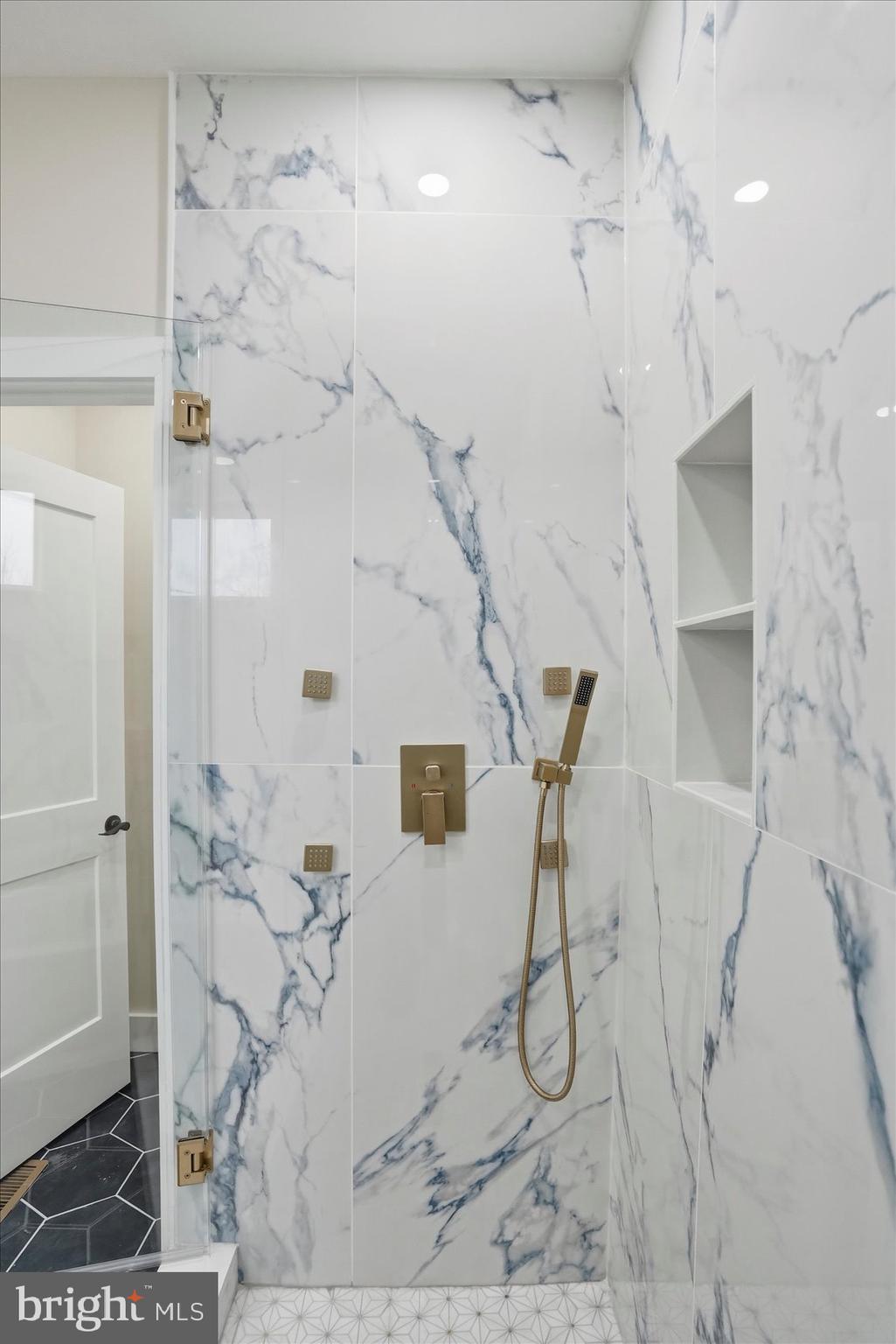 DENGLER HEIGHTS - Residential