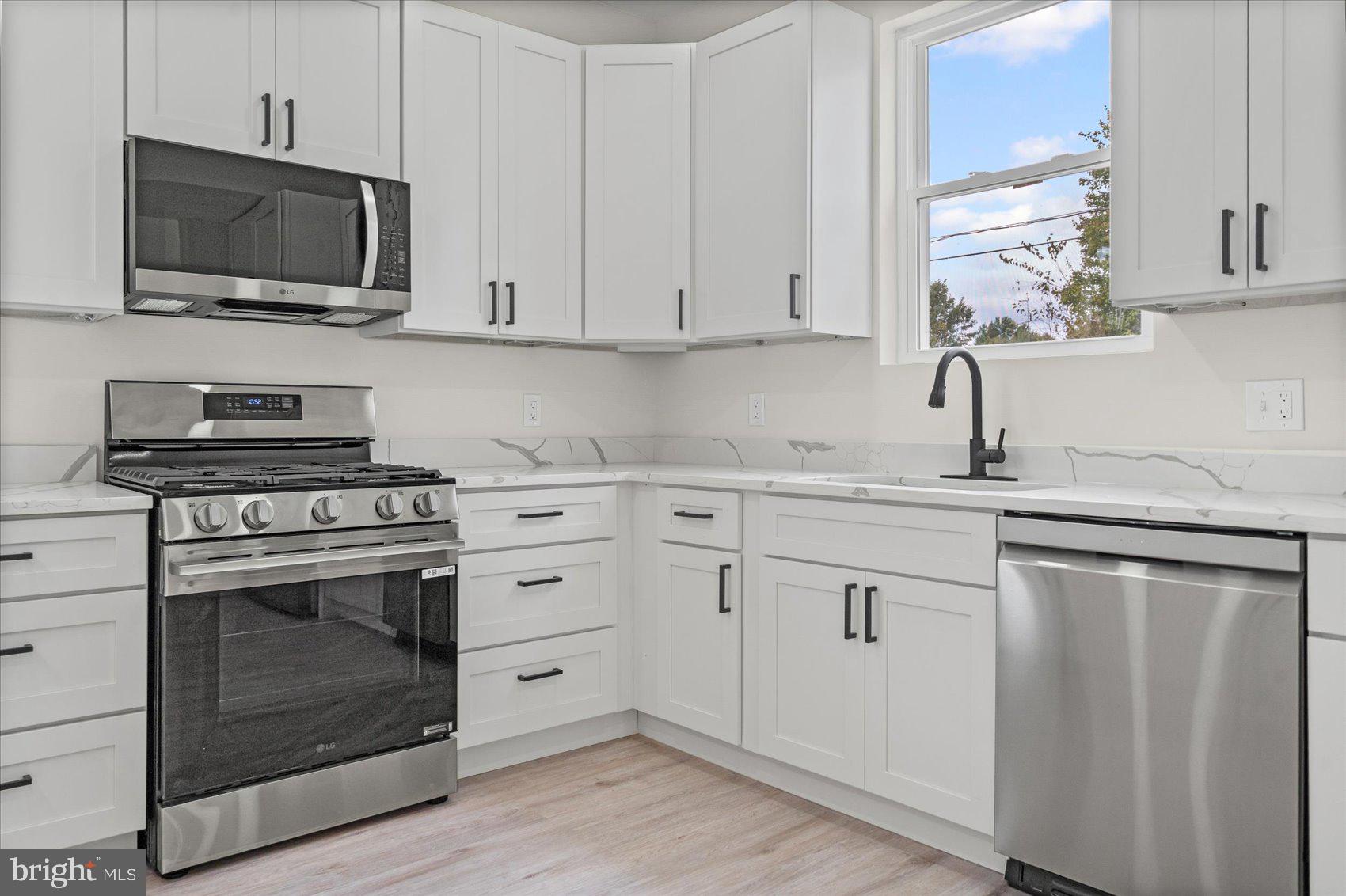 DENGLER HEIGHTS - Residential