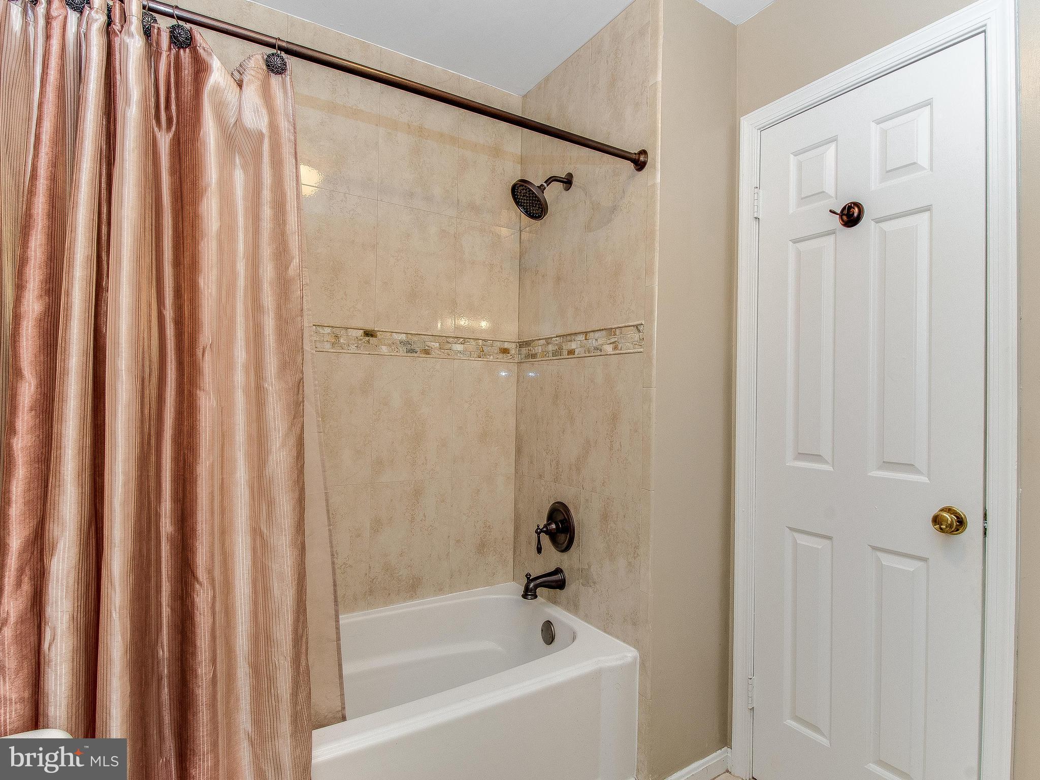 MILLS FARM - Residential