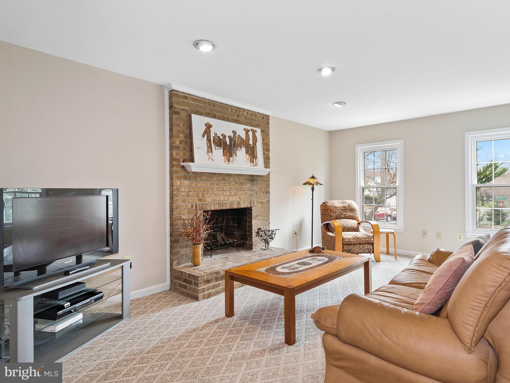 MILLS FARM - Residential