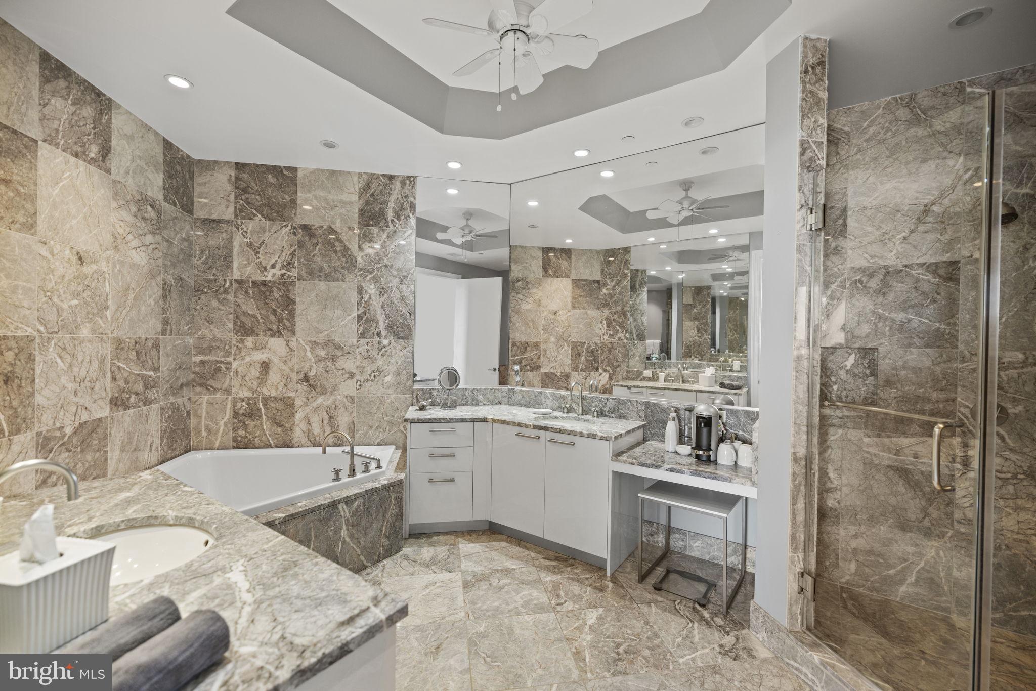 ROSSLYN - Residential