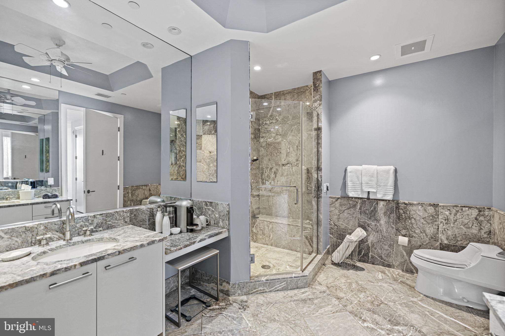 ROSSLYN - Residential