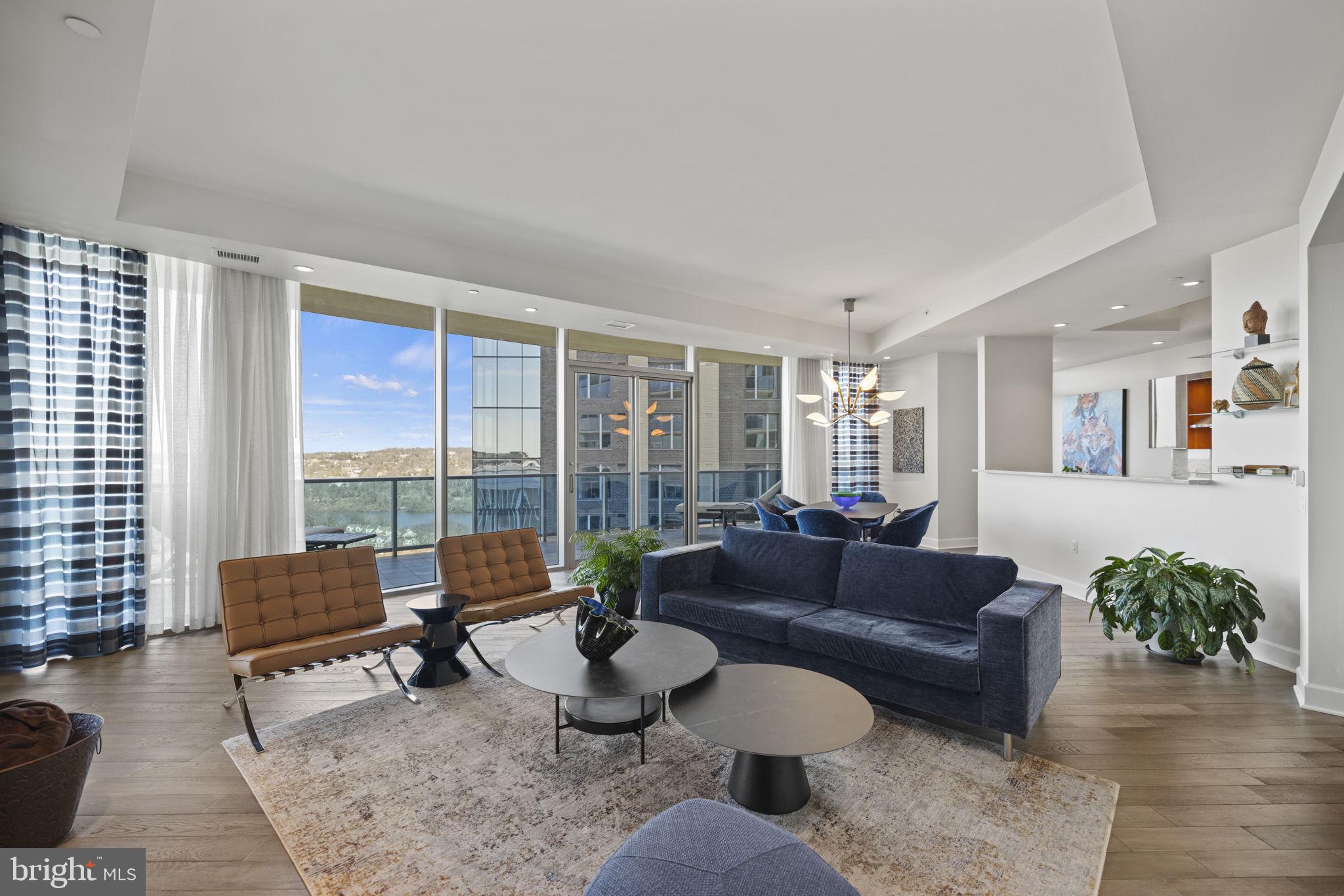 ROSSLYN - Residential