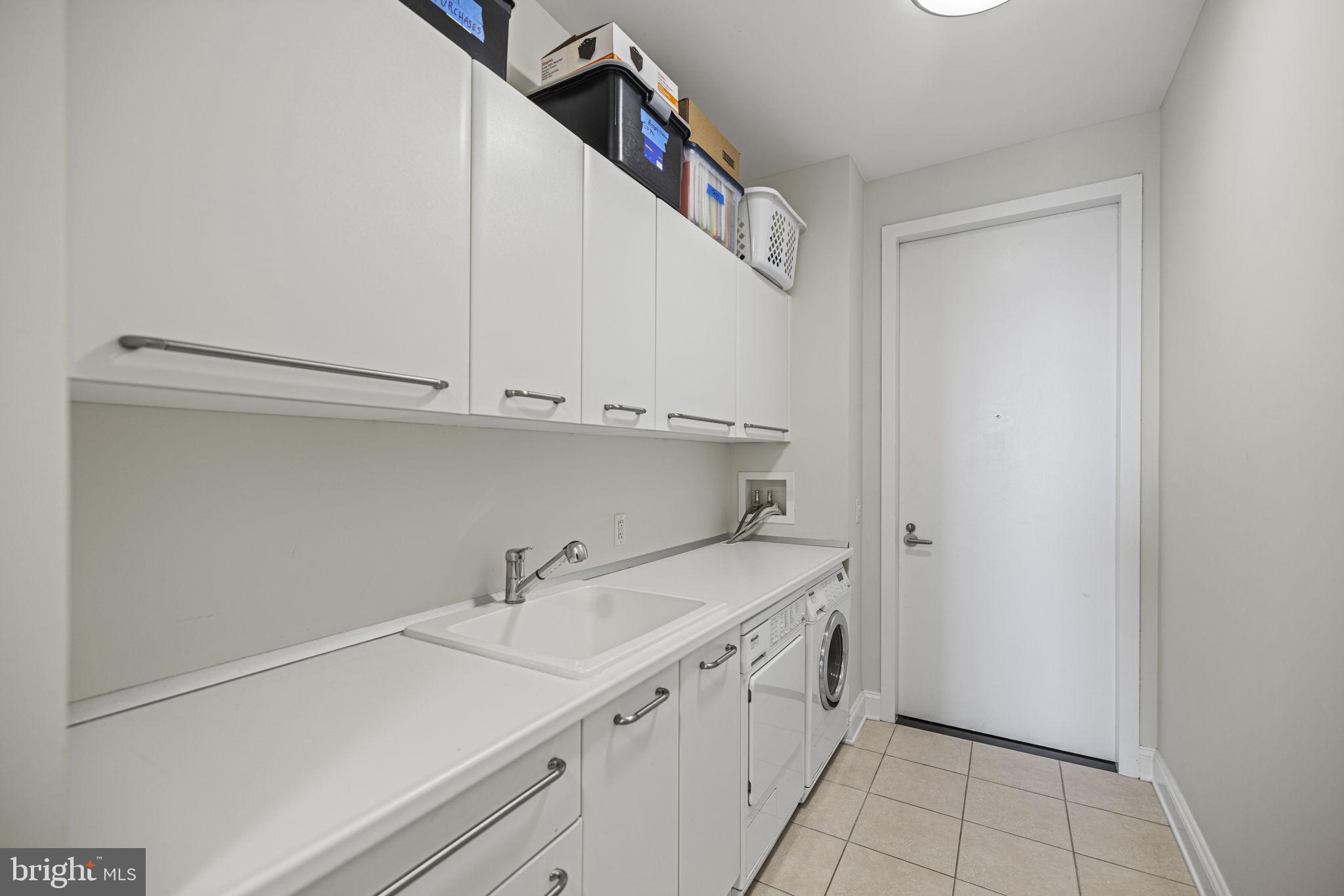 ROSSLYN - Residential