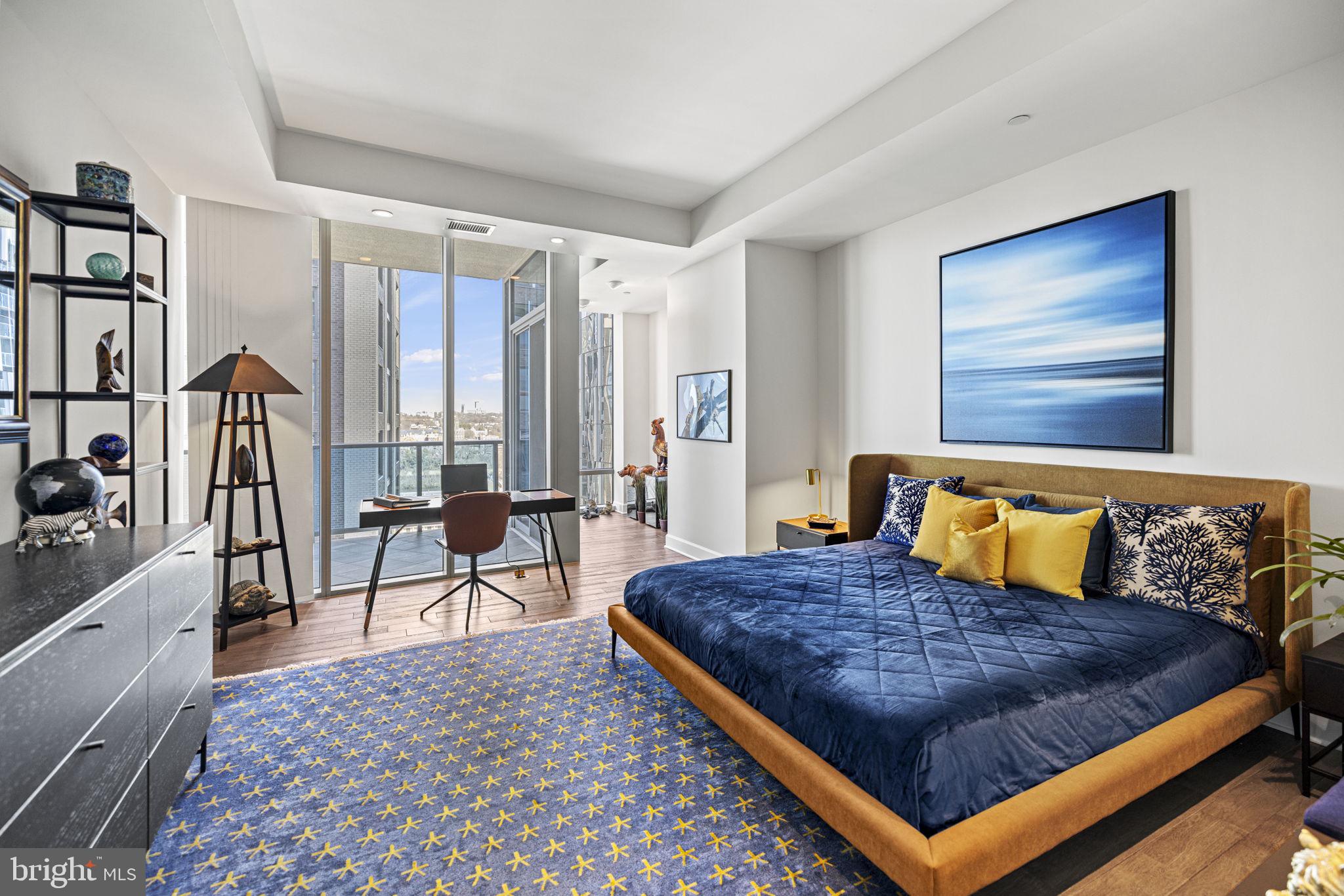 ROSSLYN - Residential