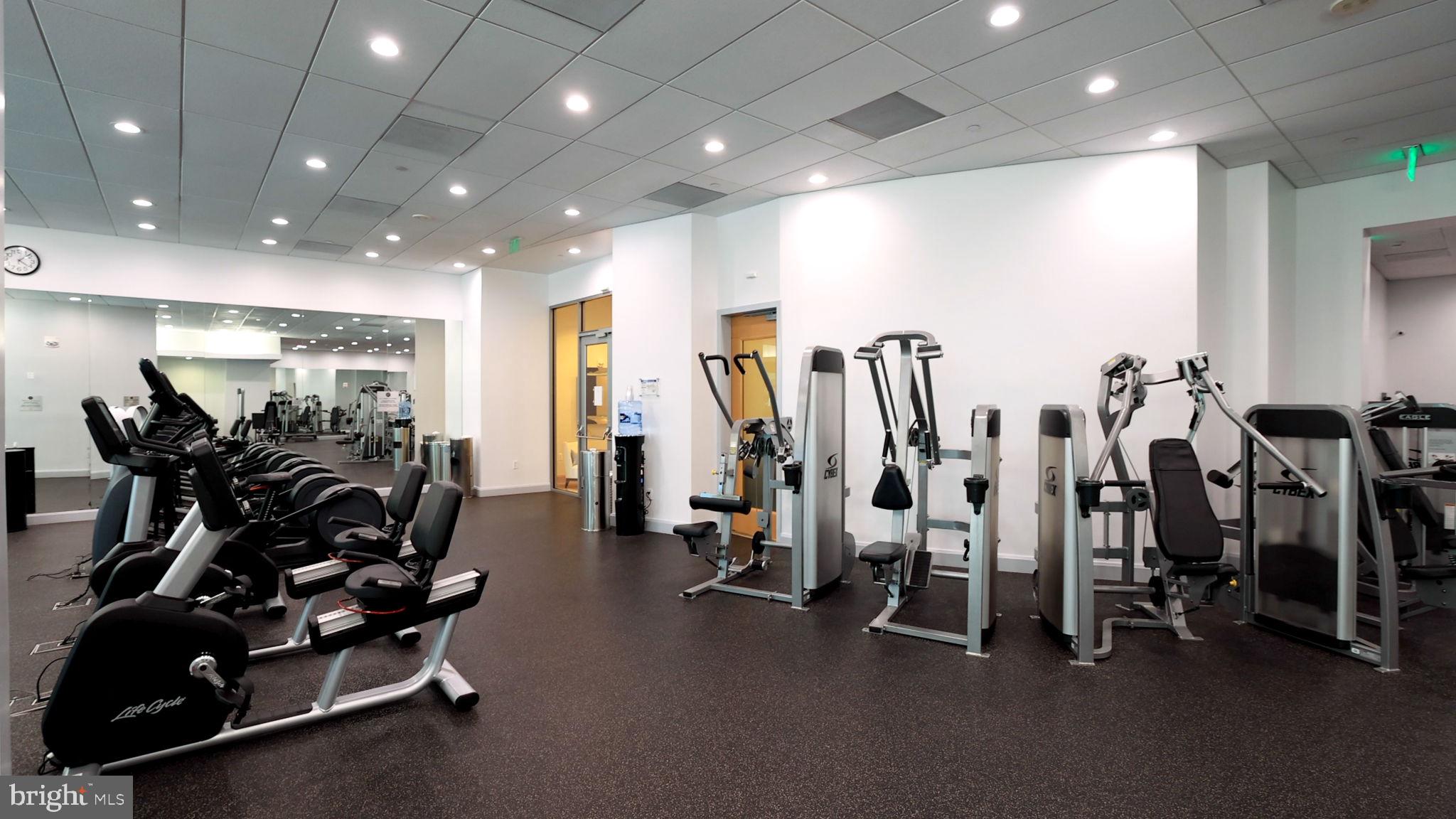 ROSSLYN - Residential