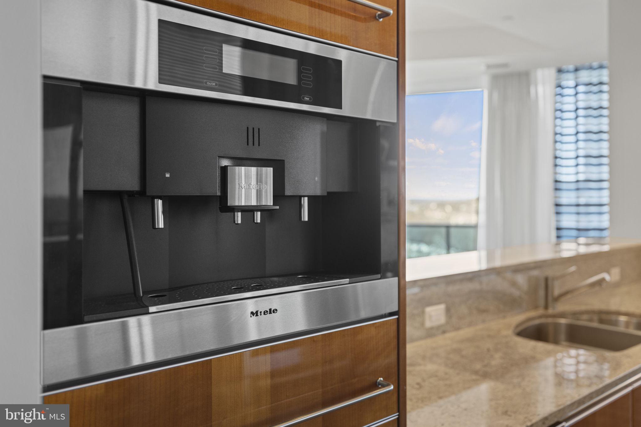 ROSSLYN - Residential