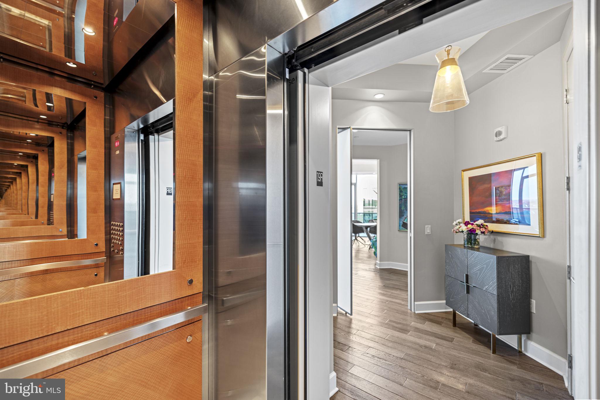 ROSSLYN - Residential