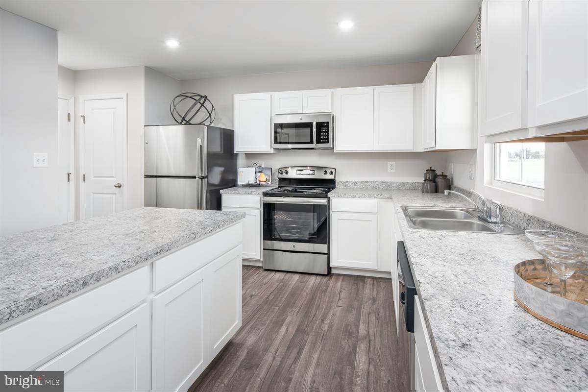 STONECREST - Residential