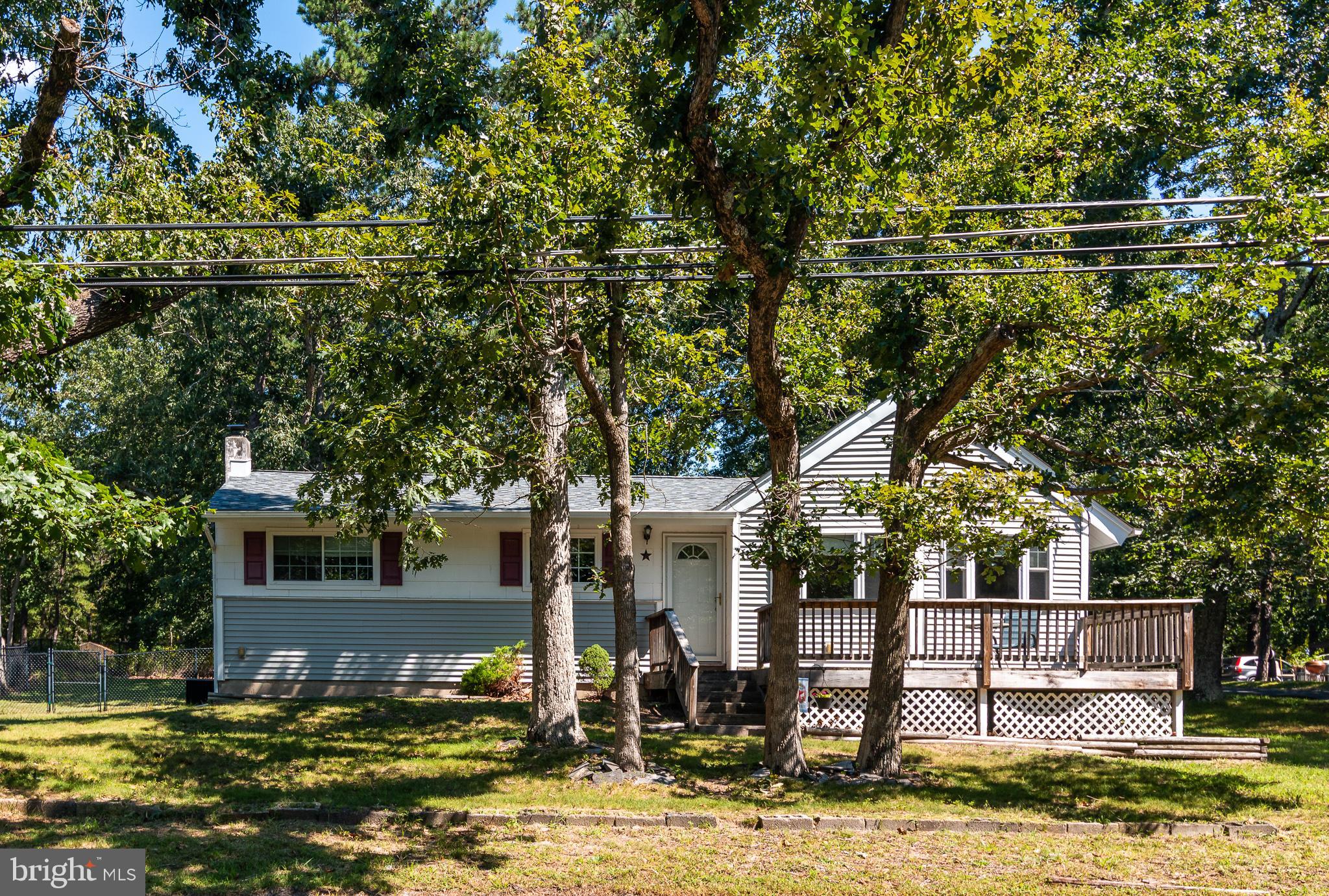 3203 N LAKESHORE DRIVE