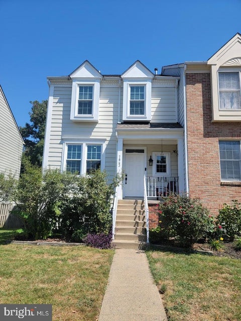 Townhouse For Rent - 7843 Blue Gray Circle<br/> MANASSAS, VA 20109