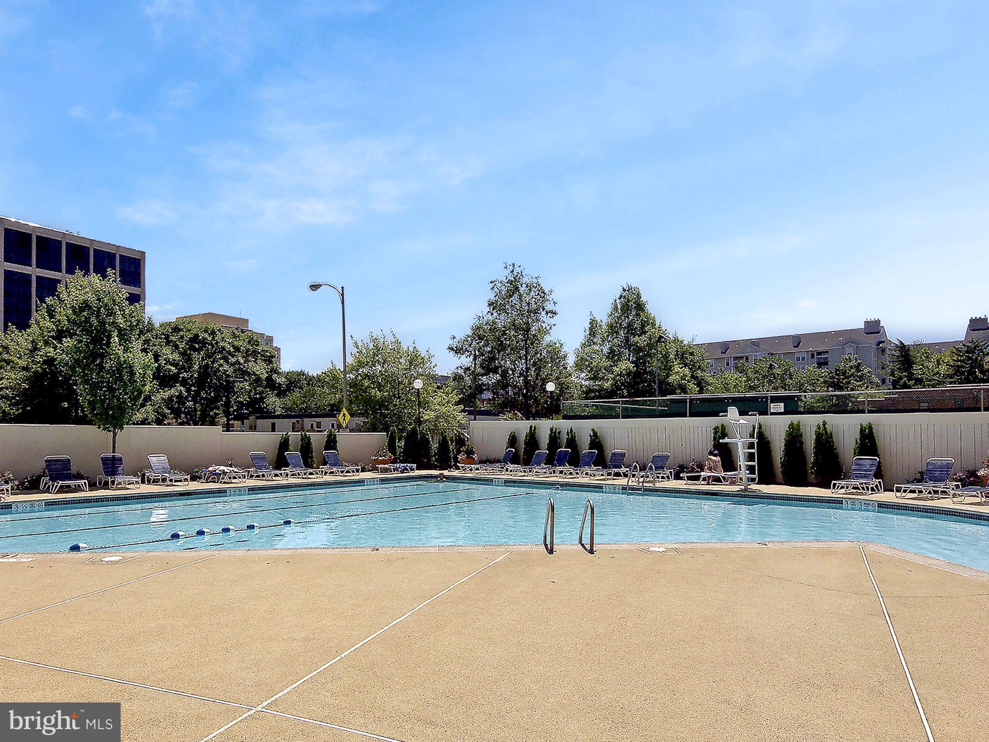 ATRIUM CONDO - Residential