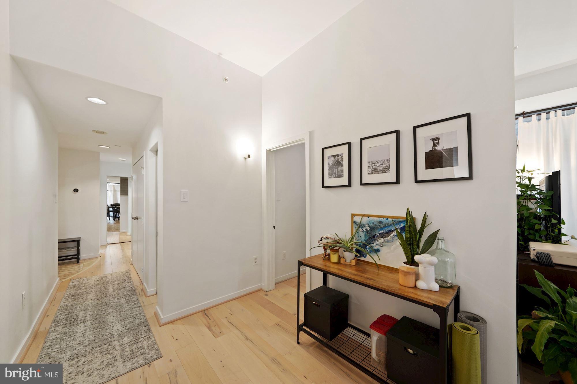 ATRIUM CONDO - Residential