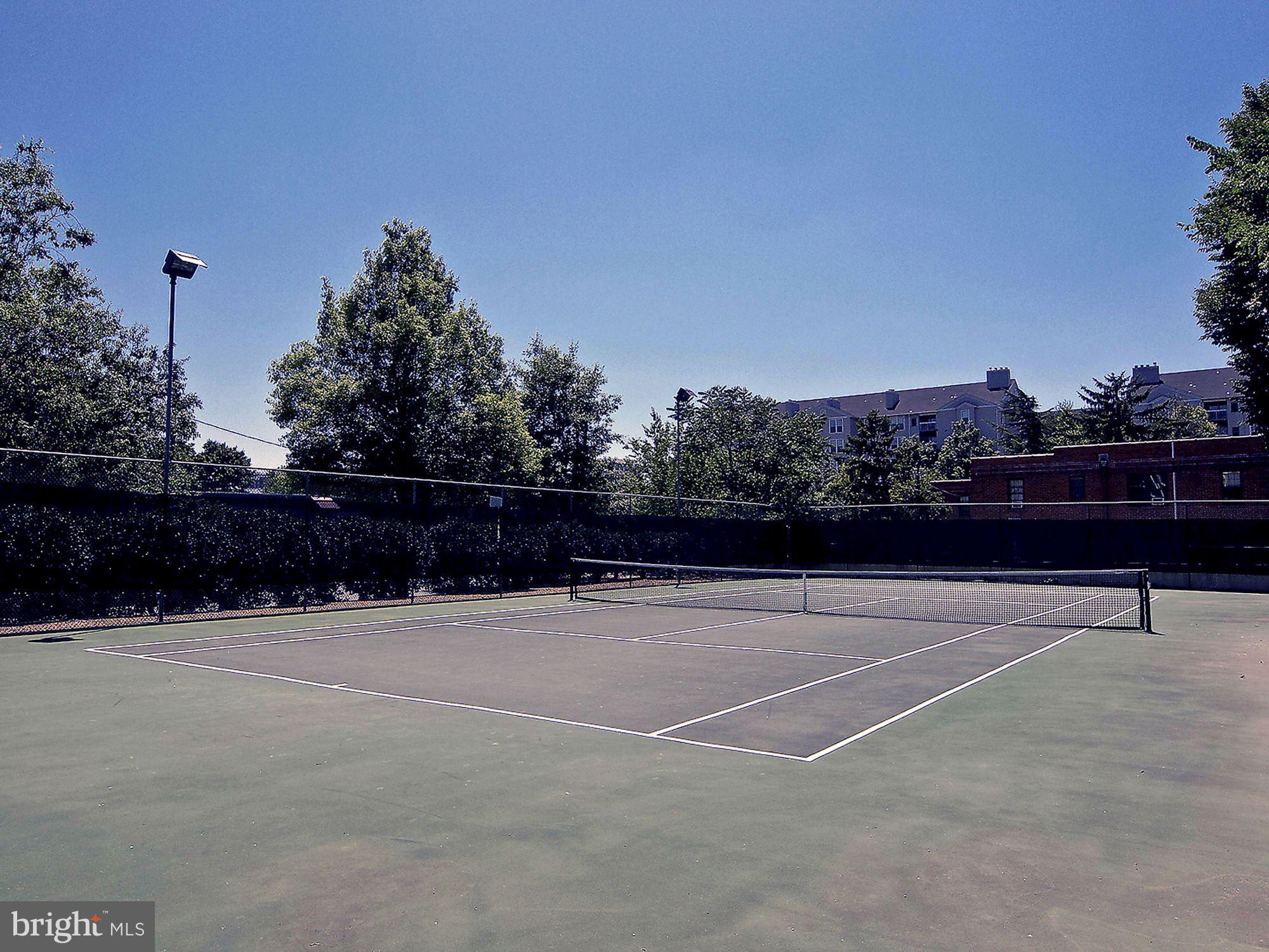 ATRIUM CONDO - Residential