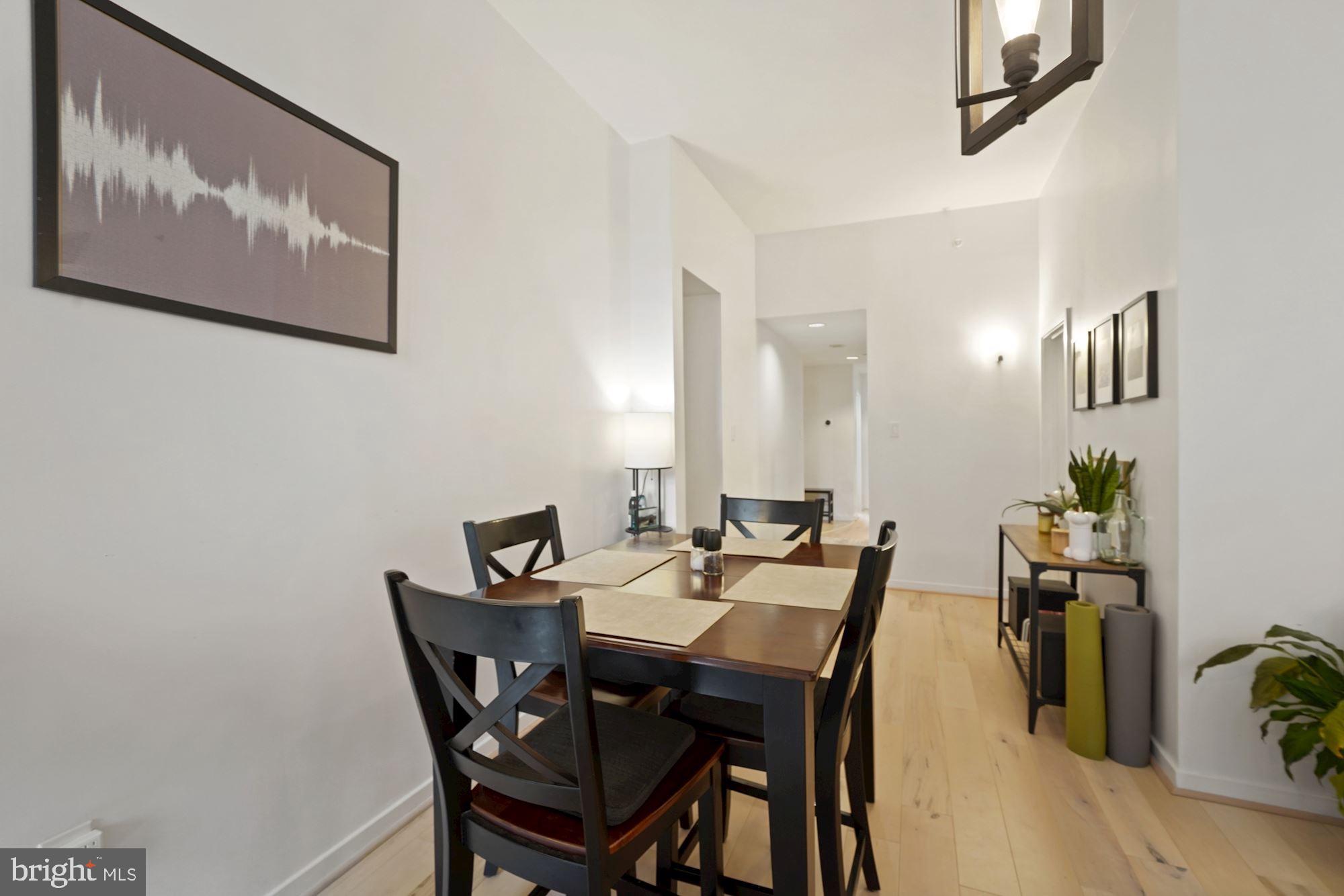 ATRIUM CONDO - Residential