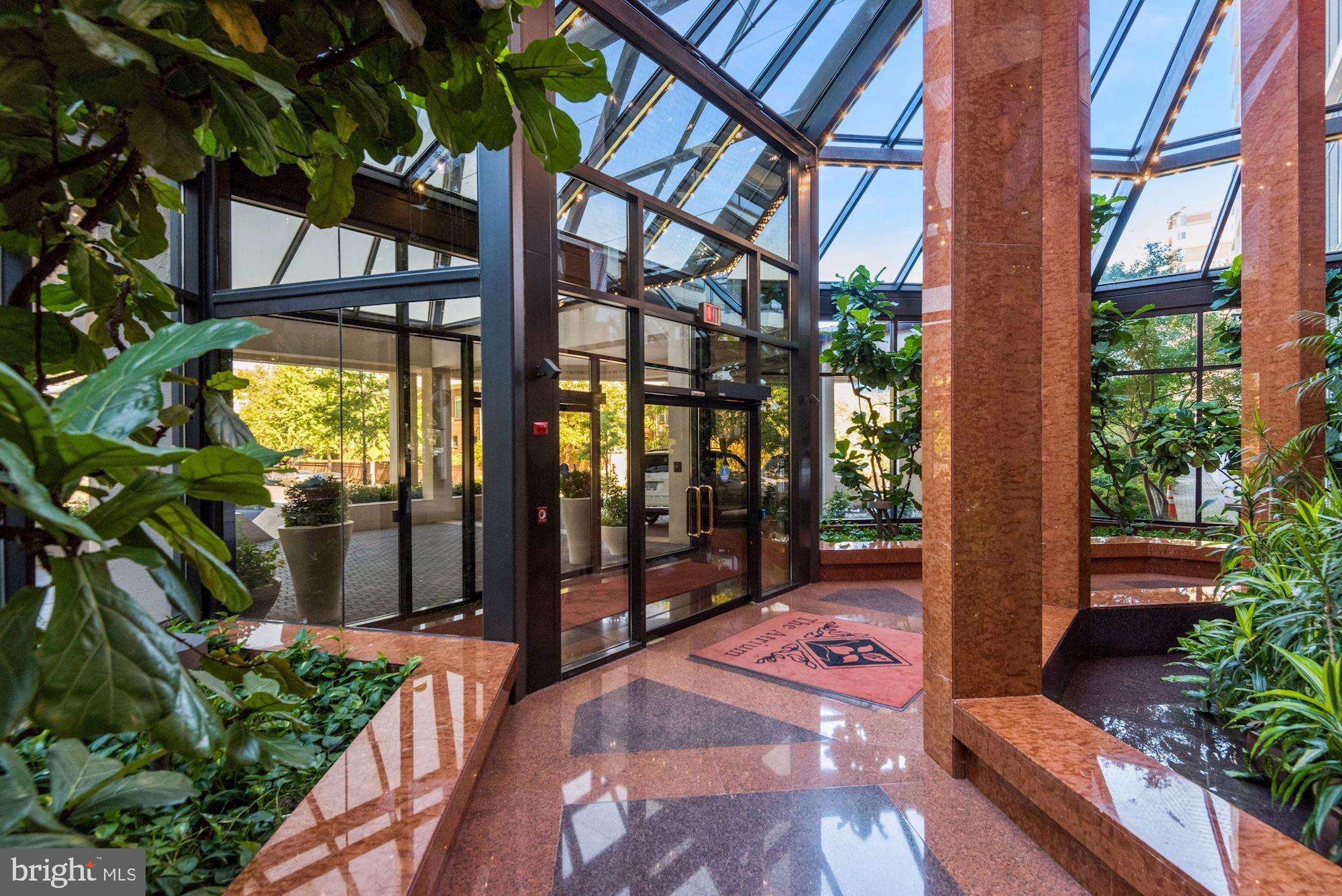 ATRIUM CONDO - Residential