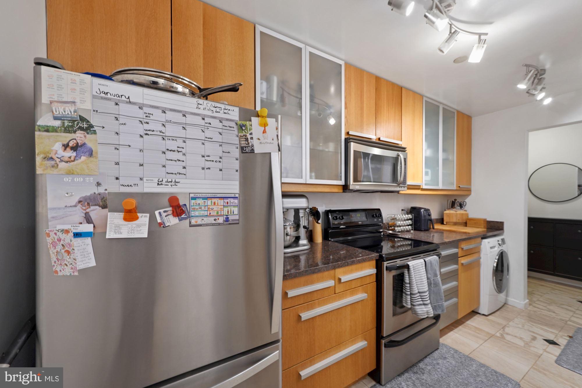 ATRIUM CONDO - Residential