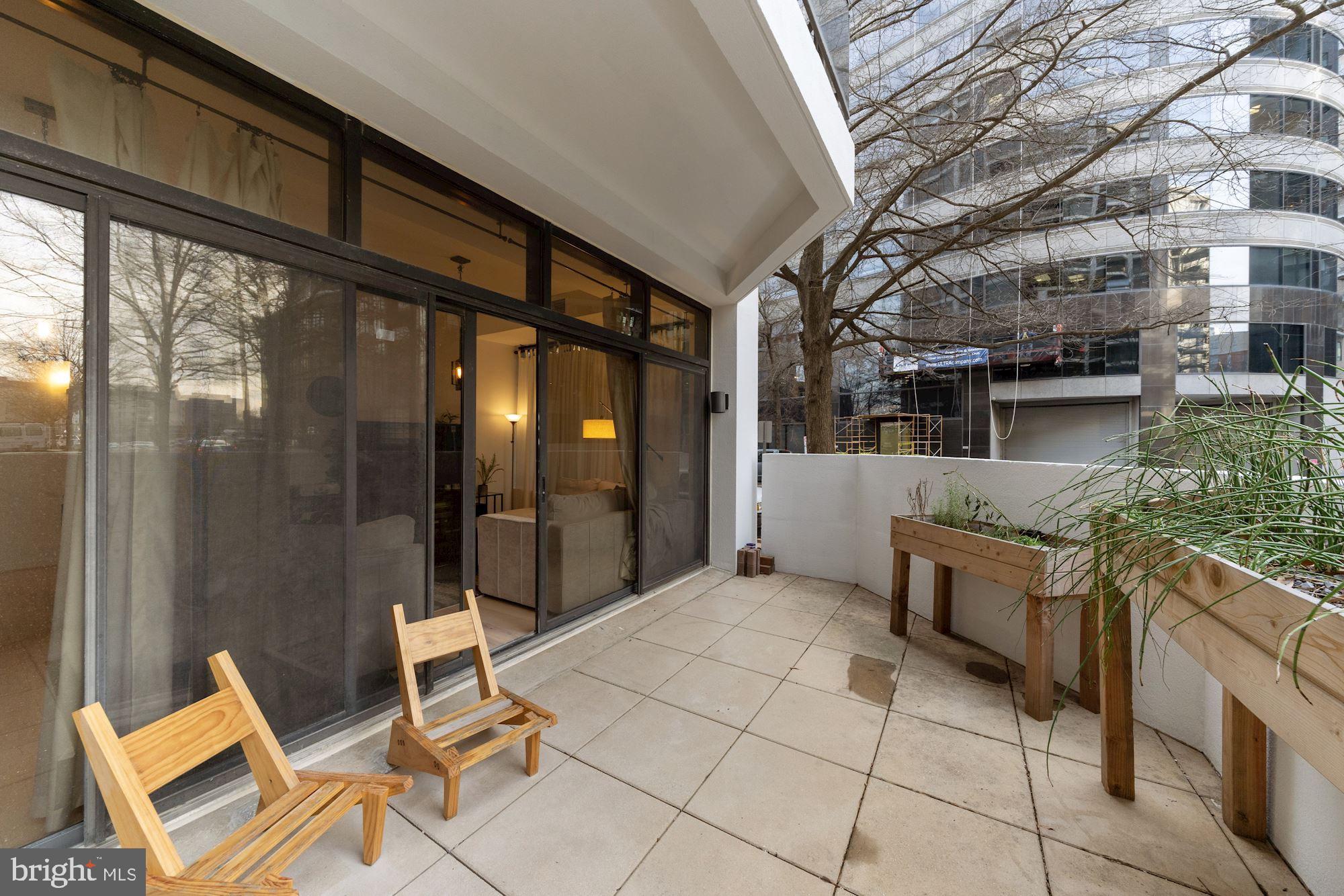 ATRIUM CONDO - Residential