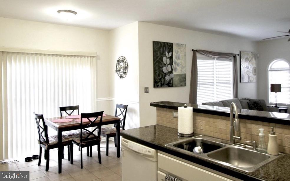 LEE'S HILL GRANDSTAFF NO - Residential Lease