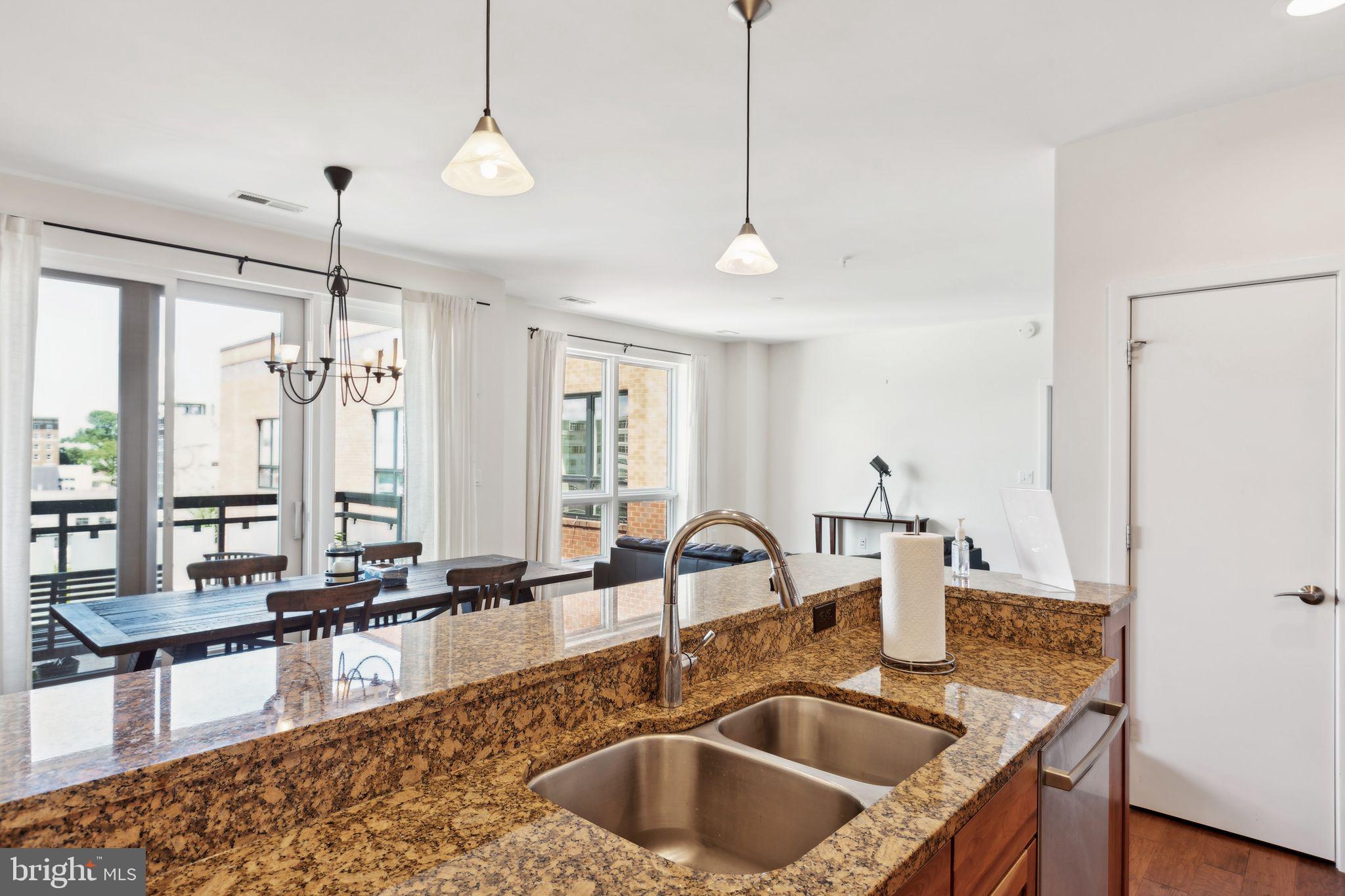 THE GLEASON - Residential Lease