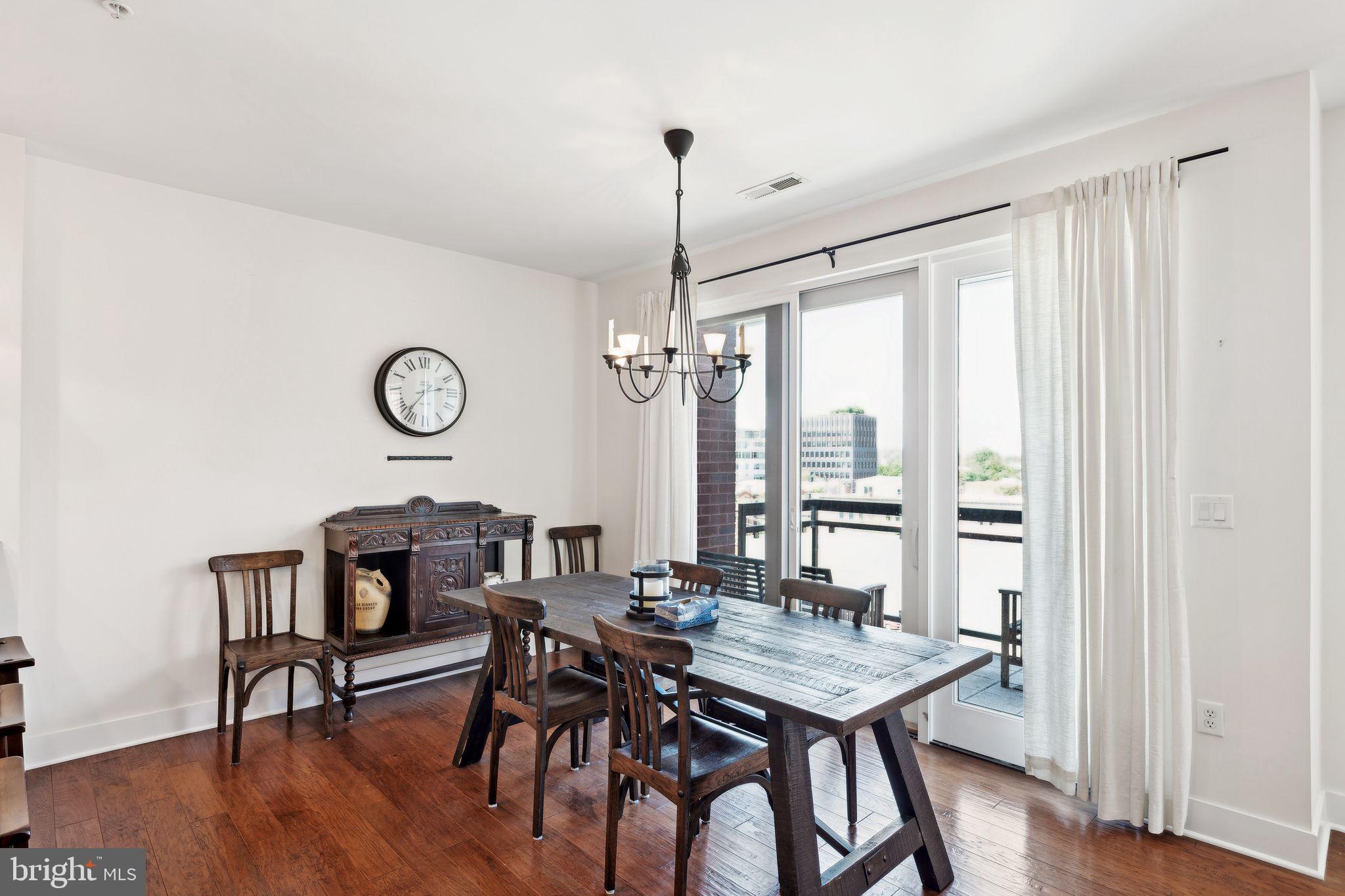 THE GLEASON - Residential Lease